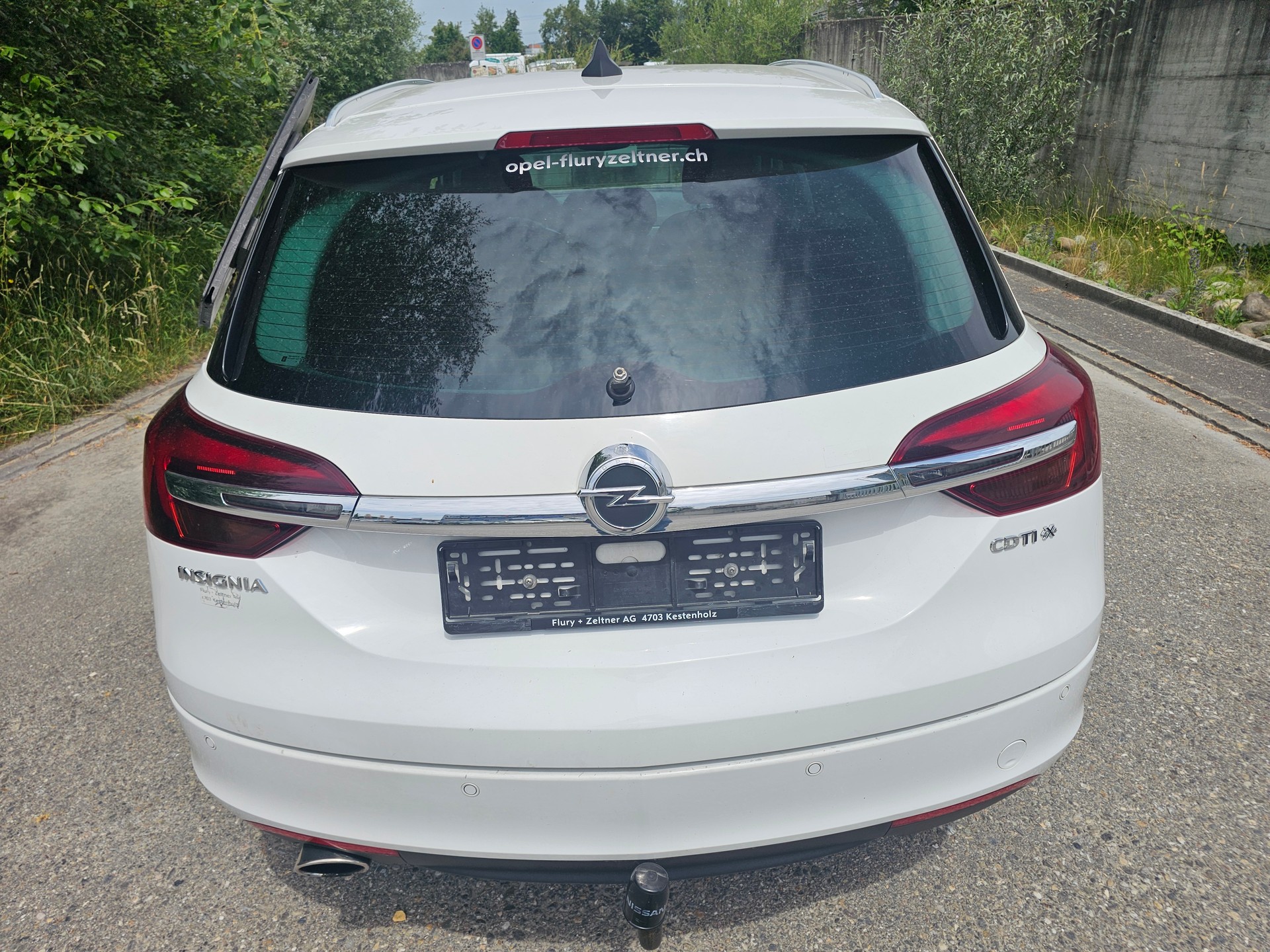OPEL Insignia Sports Tourer 2.0 CDTI Edition 4WD-image-4