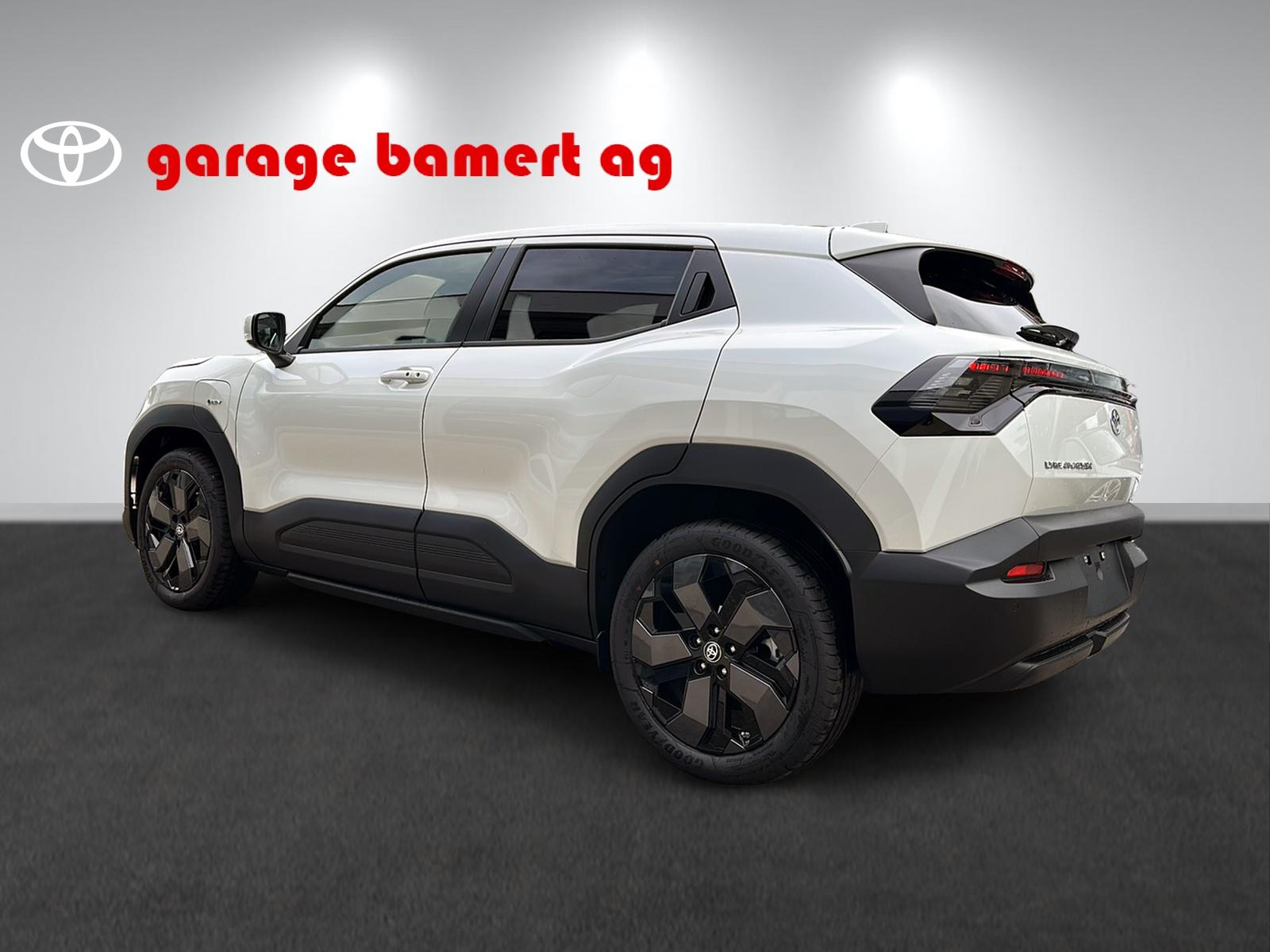 TOYOTA Urban Cruiser Premium AWD-showroom-element-3