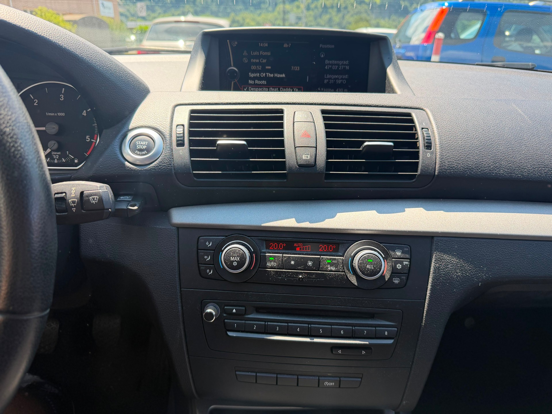 BMW 118d-image-8