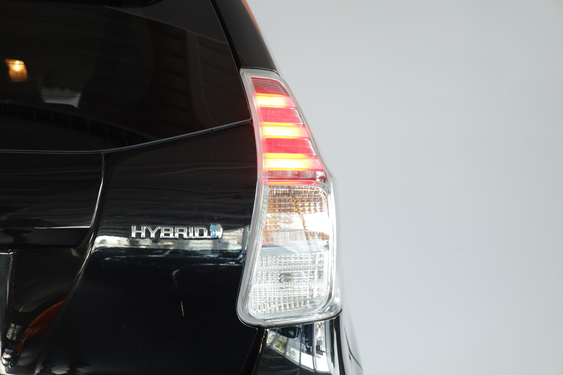 TOYOTA Prius+ 1.8 VVT-i HSD Comfort-image-6