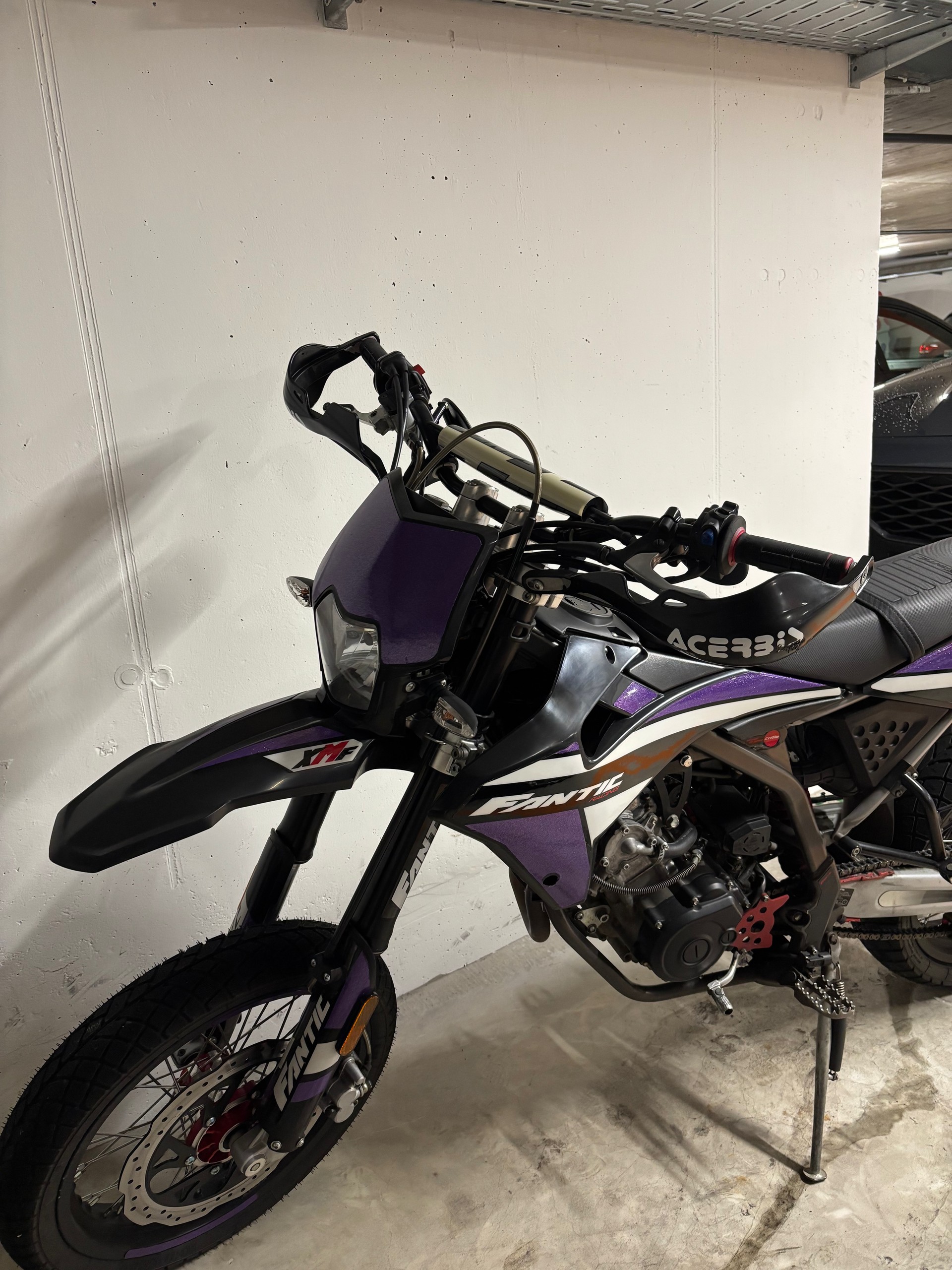 FANTIC XMF 125 Motard-image-3