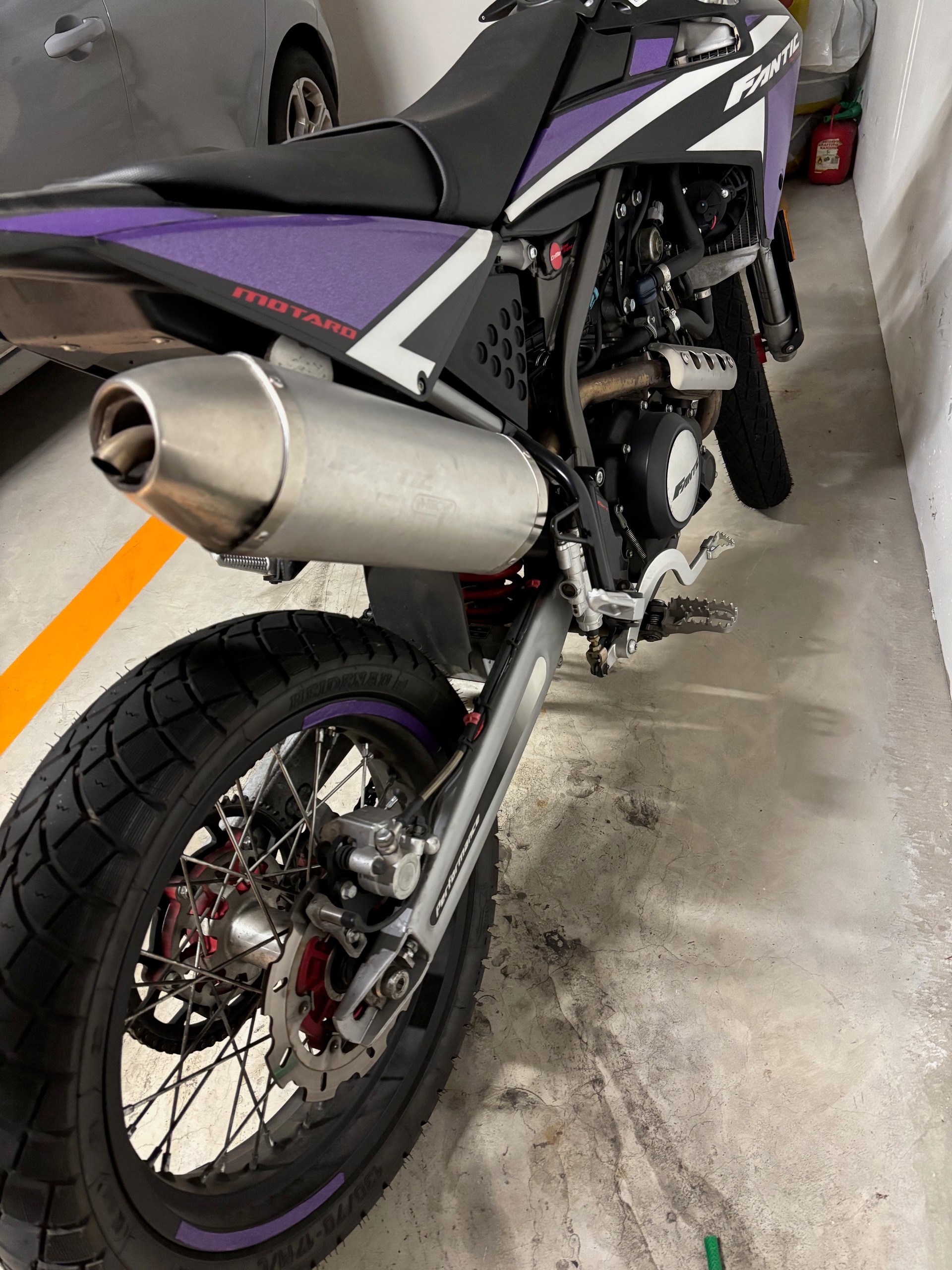 FANTIC XMF 125 Motard-image-4