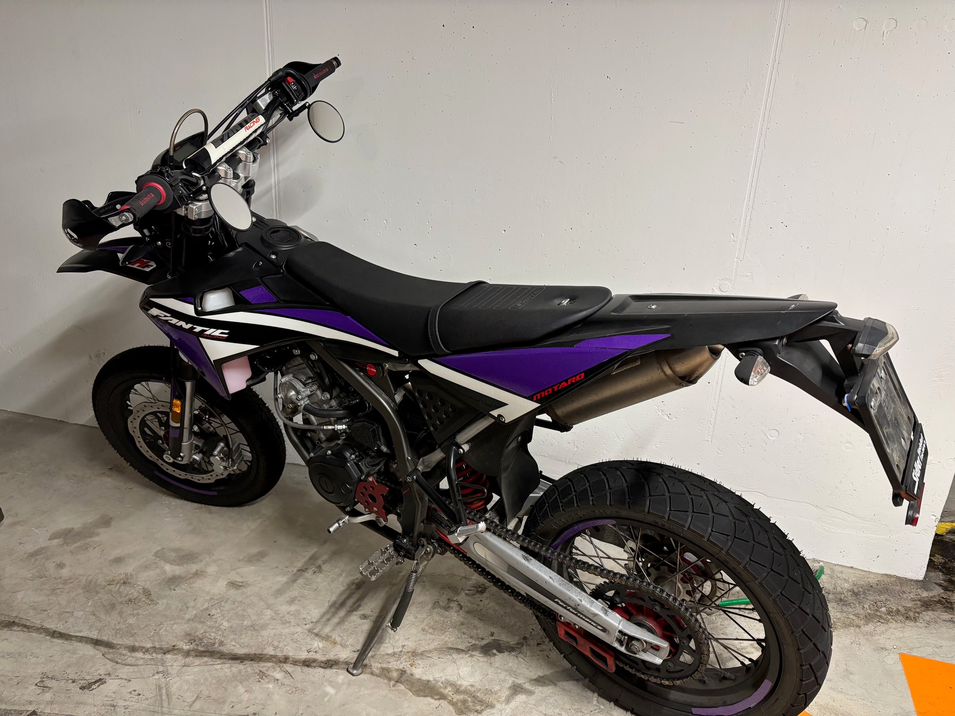 FANTIC XMF 125 Motard-image-0