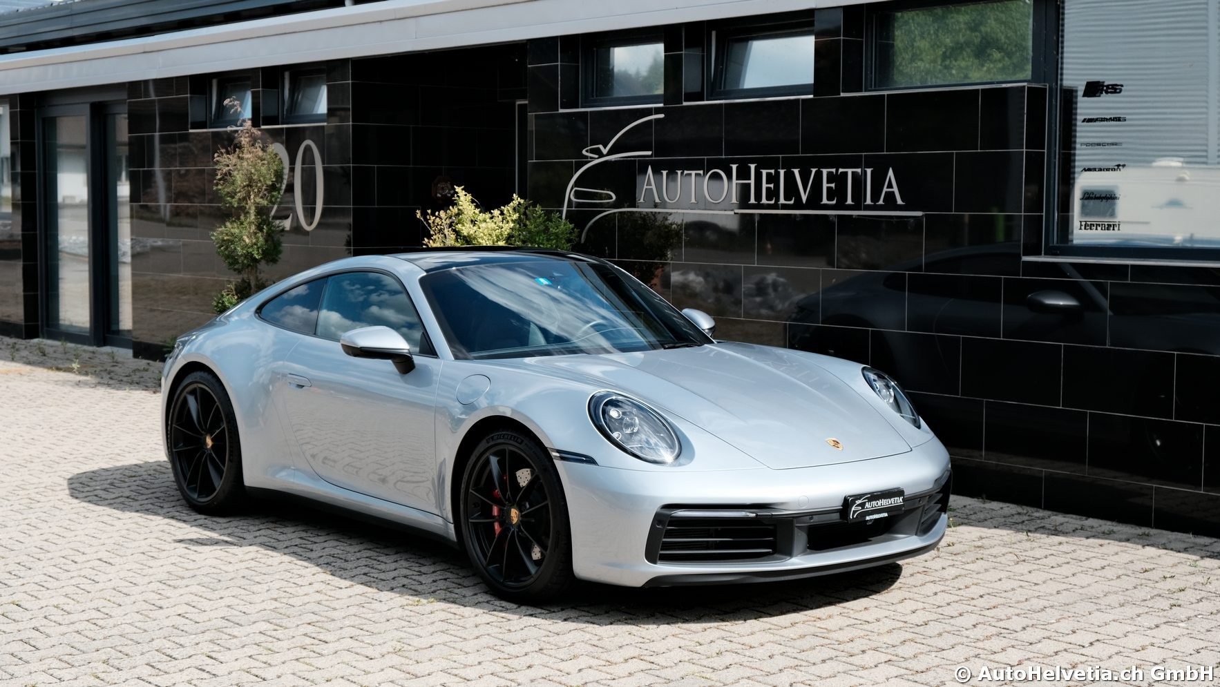 PORSCHE 911 Carrera 4S-showroom-element-1