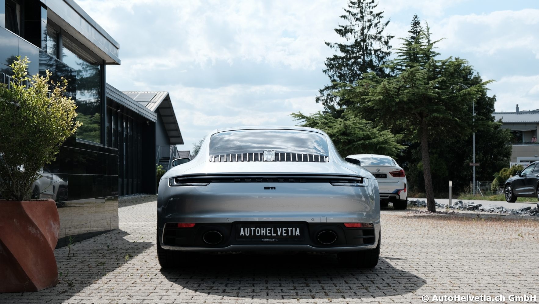 PORSCHE 911 Carrera 4S-image-7