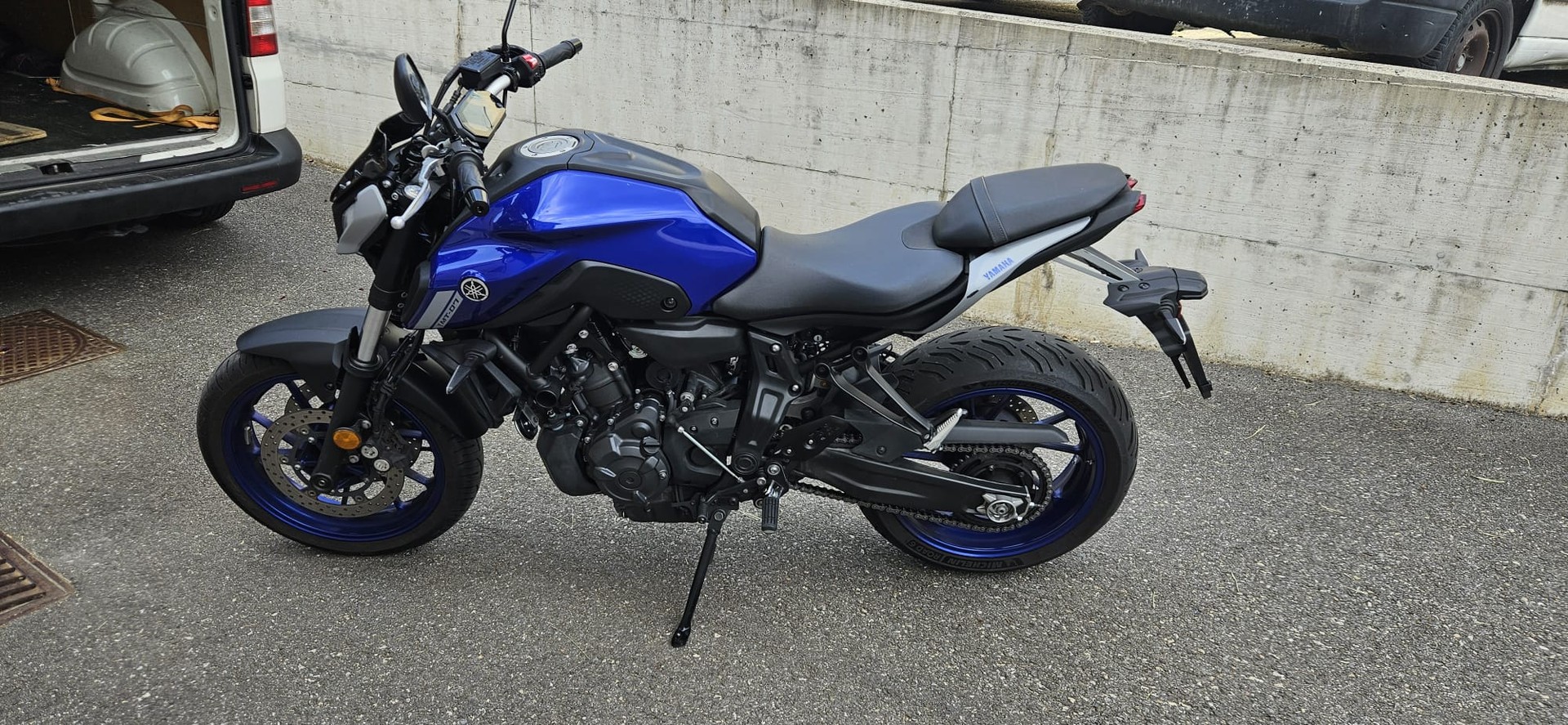 YAMAHA MT-07 ABS (35kW)-image-3