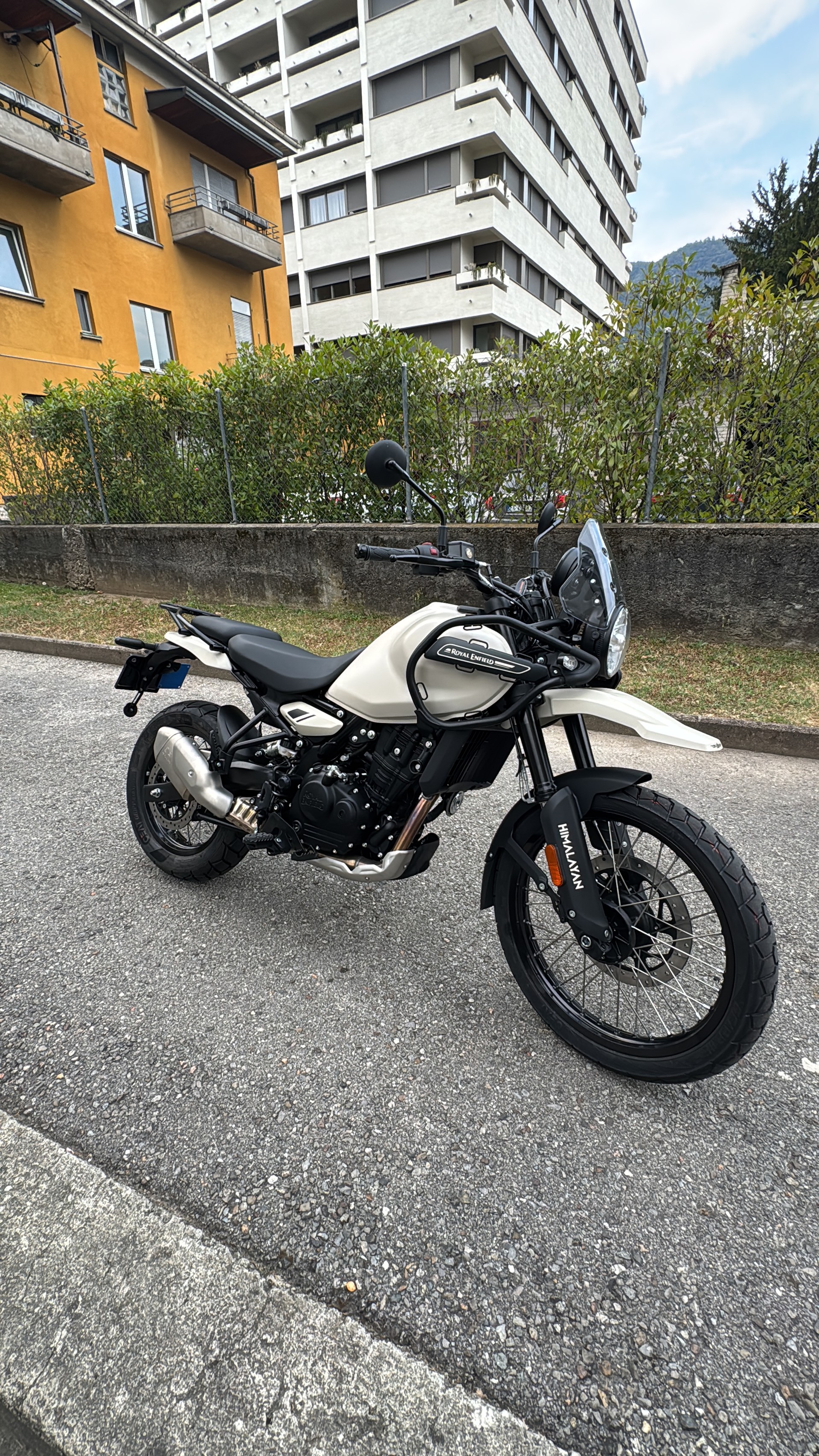 ROYAL ENFIELD 452-image-1