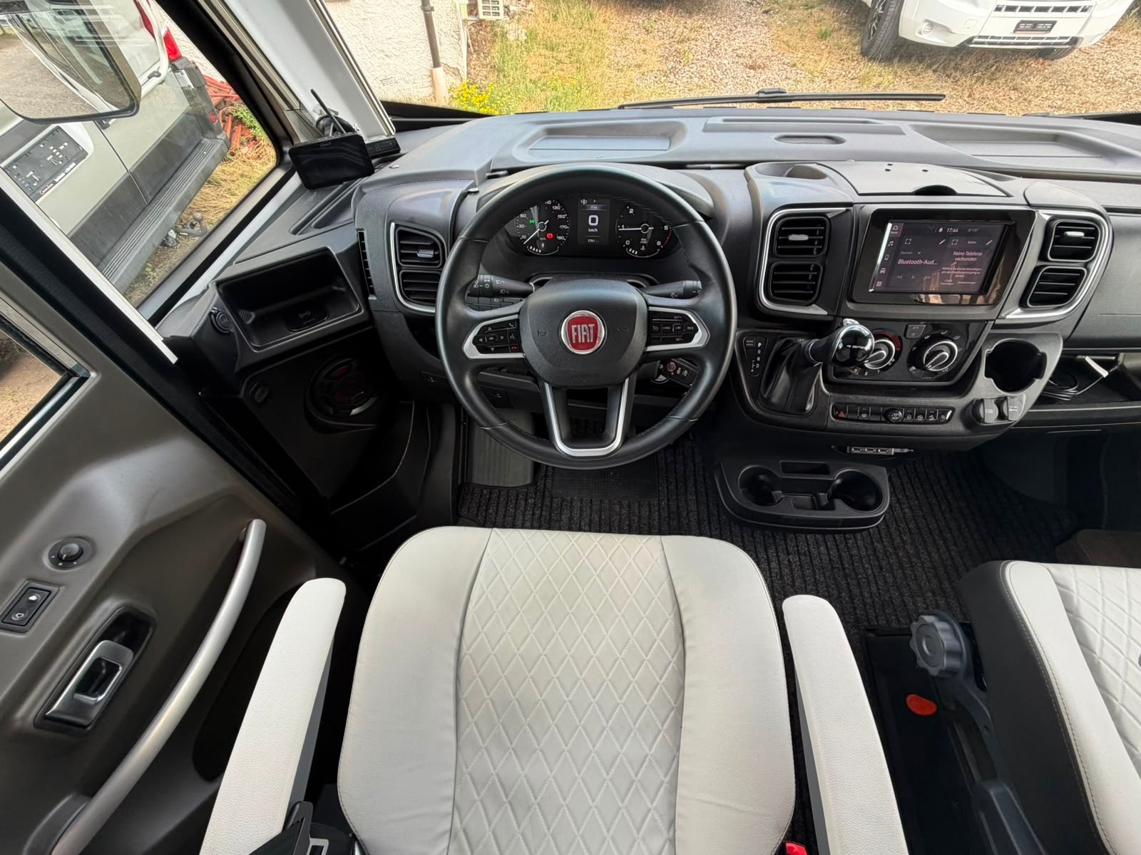 FIAT ***2.2JTD 160PS***BENIMAR AMPHITRYON 967***AUTOMAT 9 GANG STUFENLOS***LÄNGSBETT***HUBBETT***TOP-FAHRZEUG***-image-30