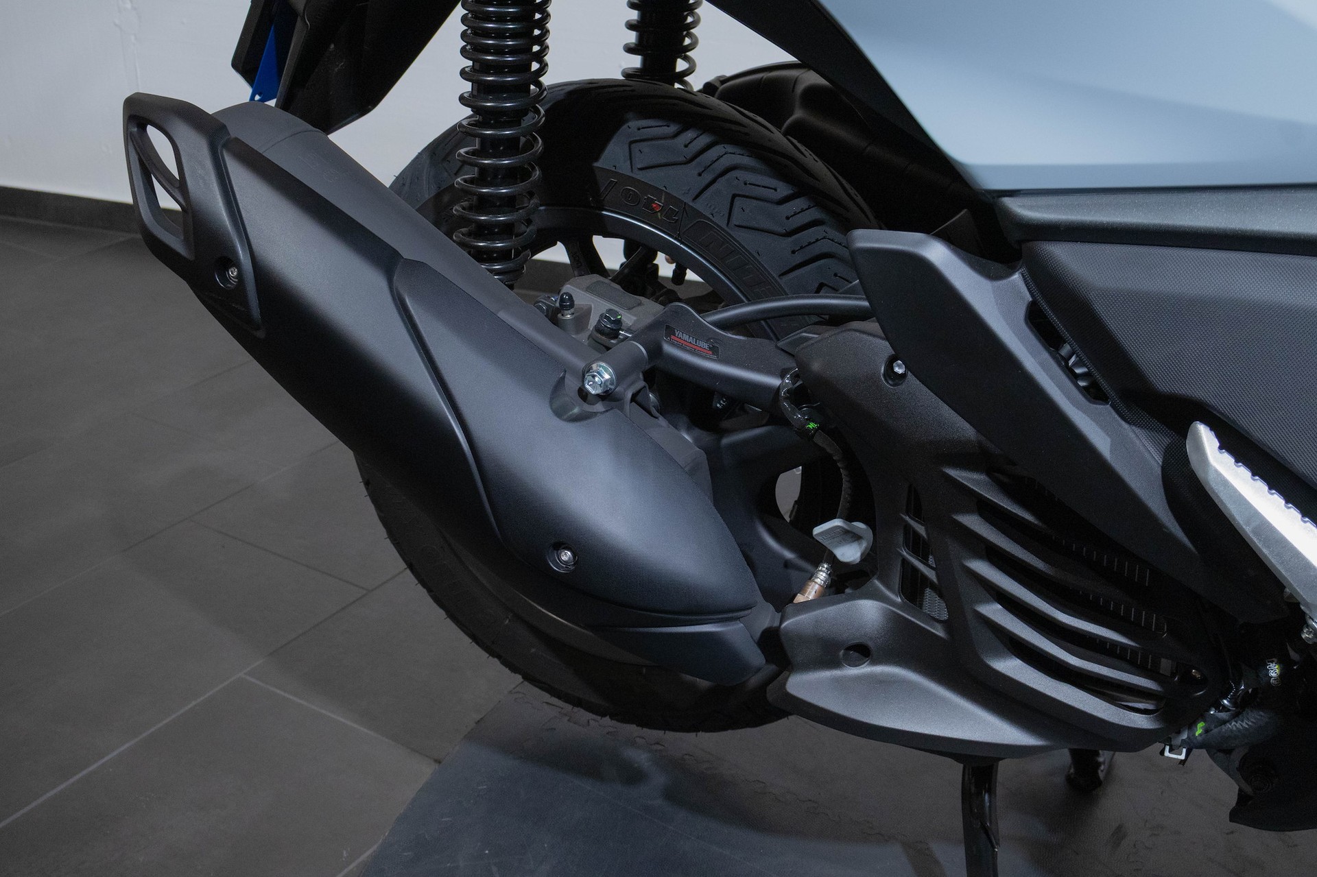 YAMAHA XMAX 125 Tech MAX-image-9