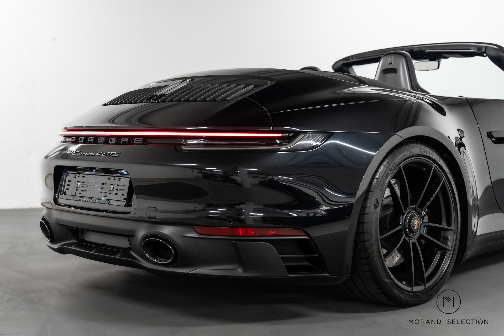 PORSCHE 911 Cabriolet 3.0 Carrera 4 GTS PDK-image-7