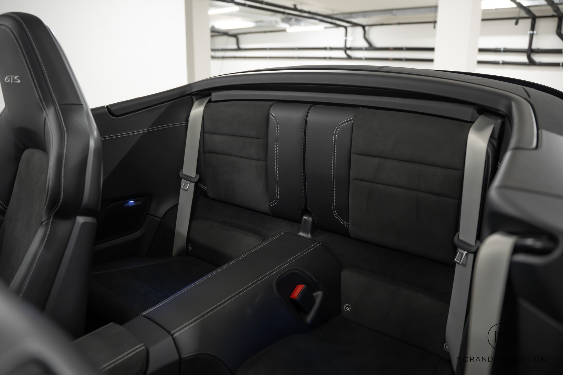 PORSCHE 911 Cabriolet 3.0 Carrera 4 GTS PDK-image-22