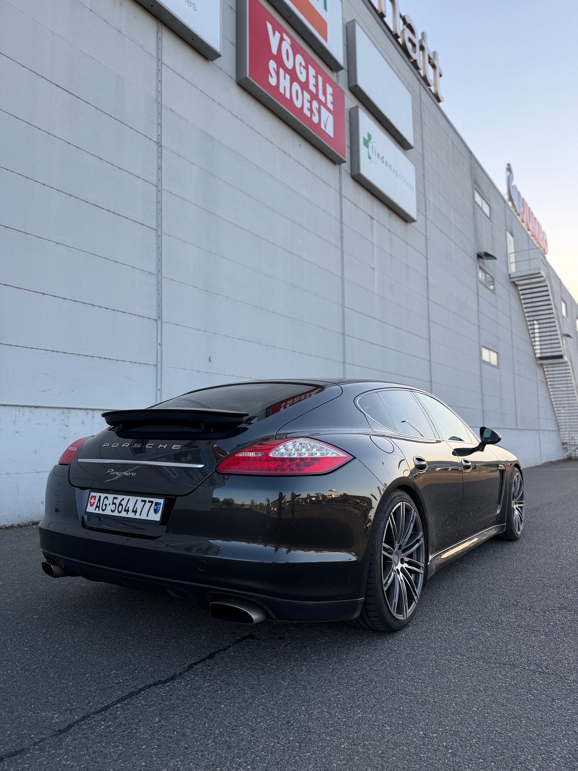 PORSCHE Panamera 4 3.6 PDK-image-4