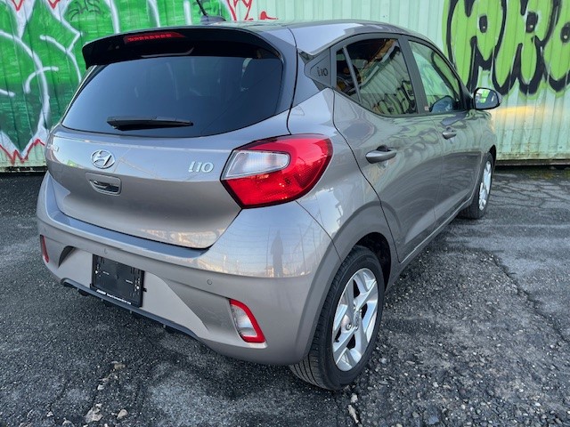 HYUNDAI i10 1.2 Launch Plus Automat-image-7