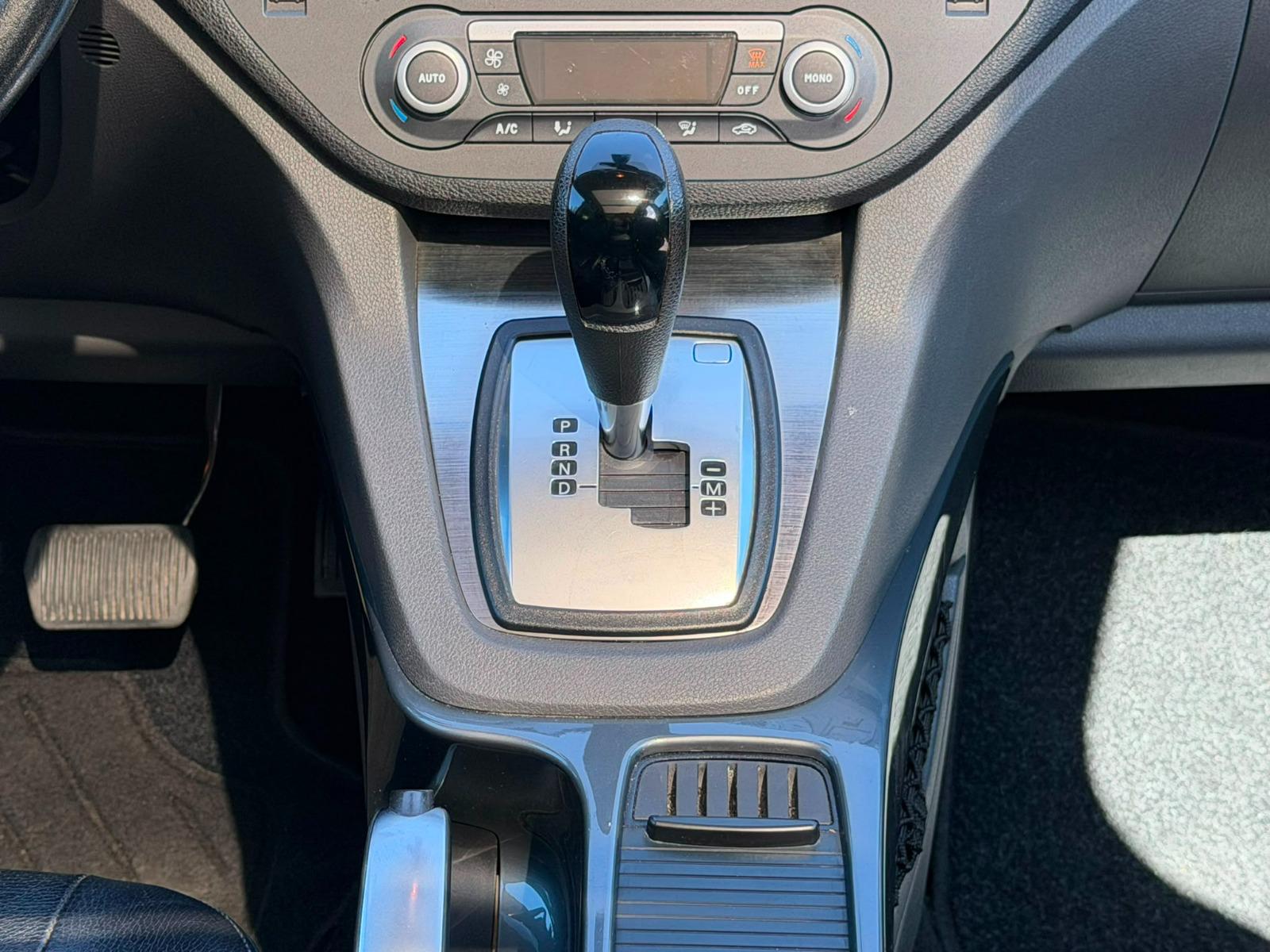 FORD C-Max 2.0 16V Titanium Automatic-image-25