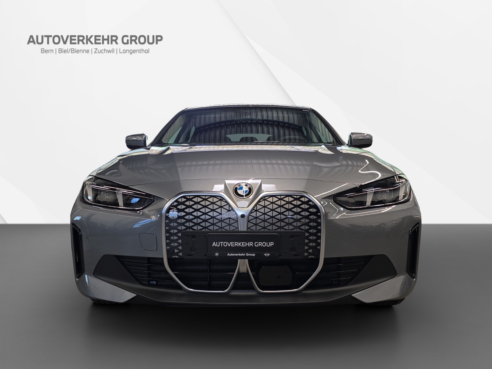 BMW i4 xDrive 40-showroom-element-1