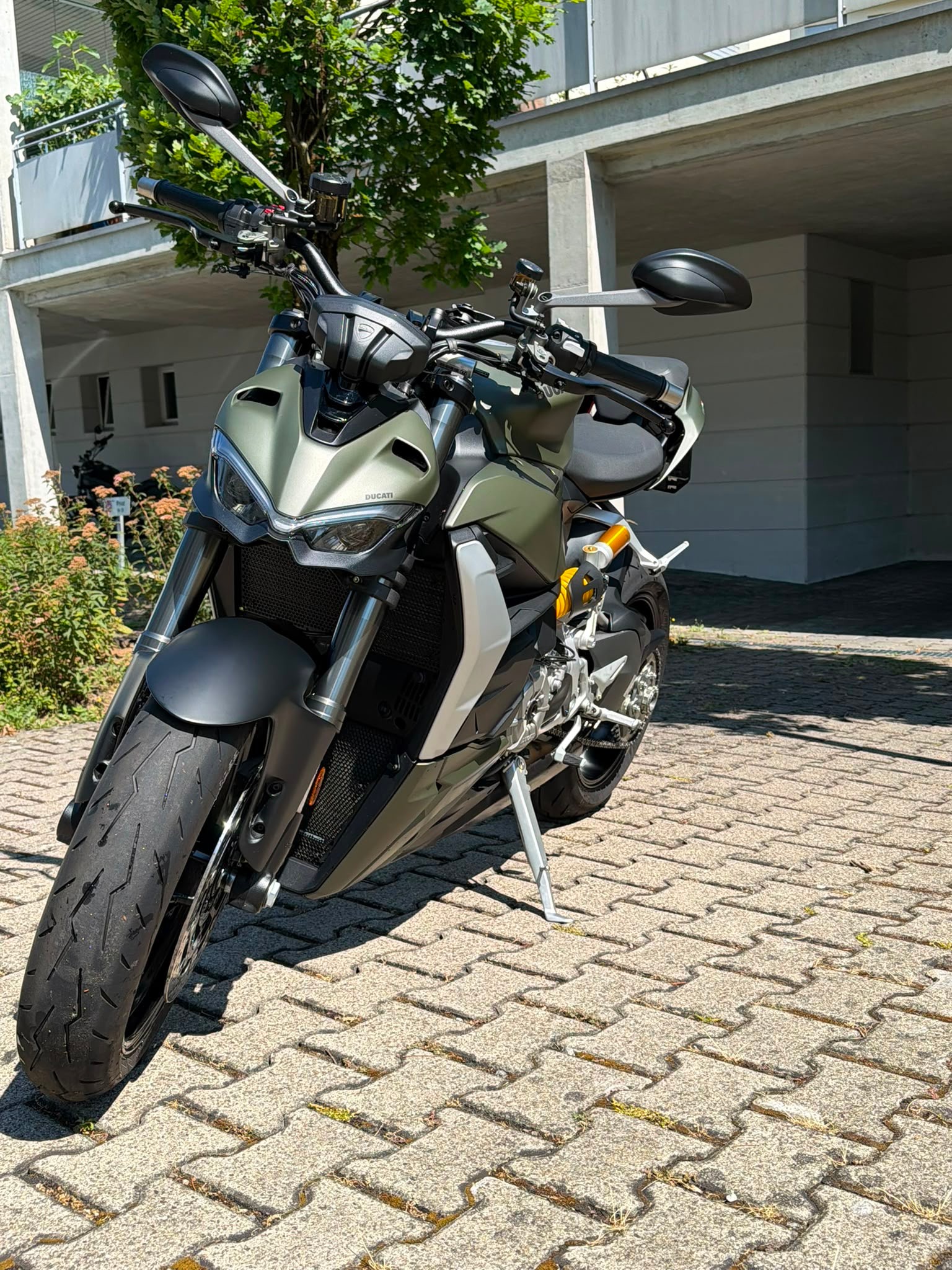 DUCATI Streetfighter V2-image-0