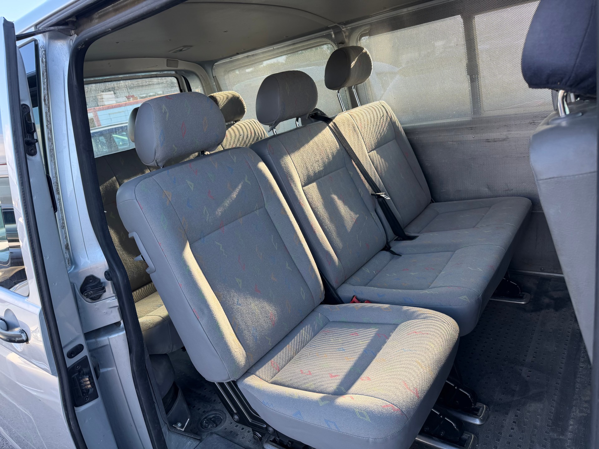 VW T5 Caravelle Comfort 2.5TDI PD 4M-image-8