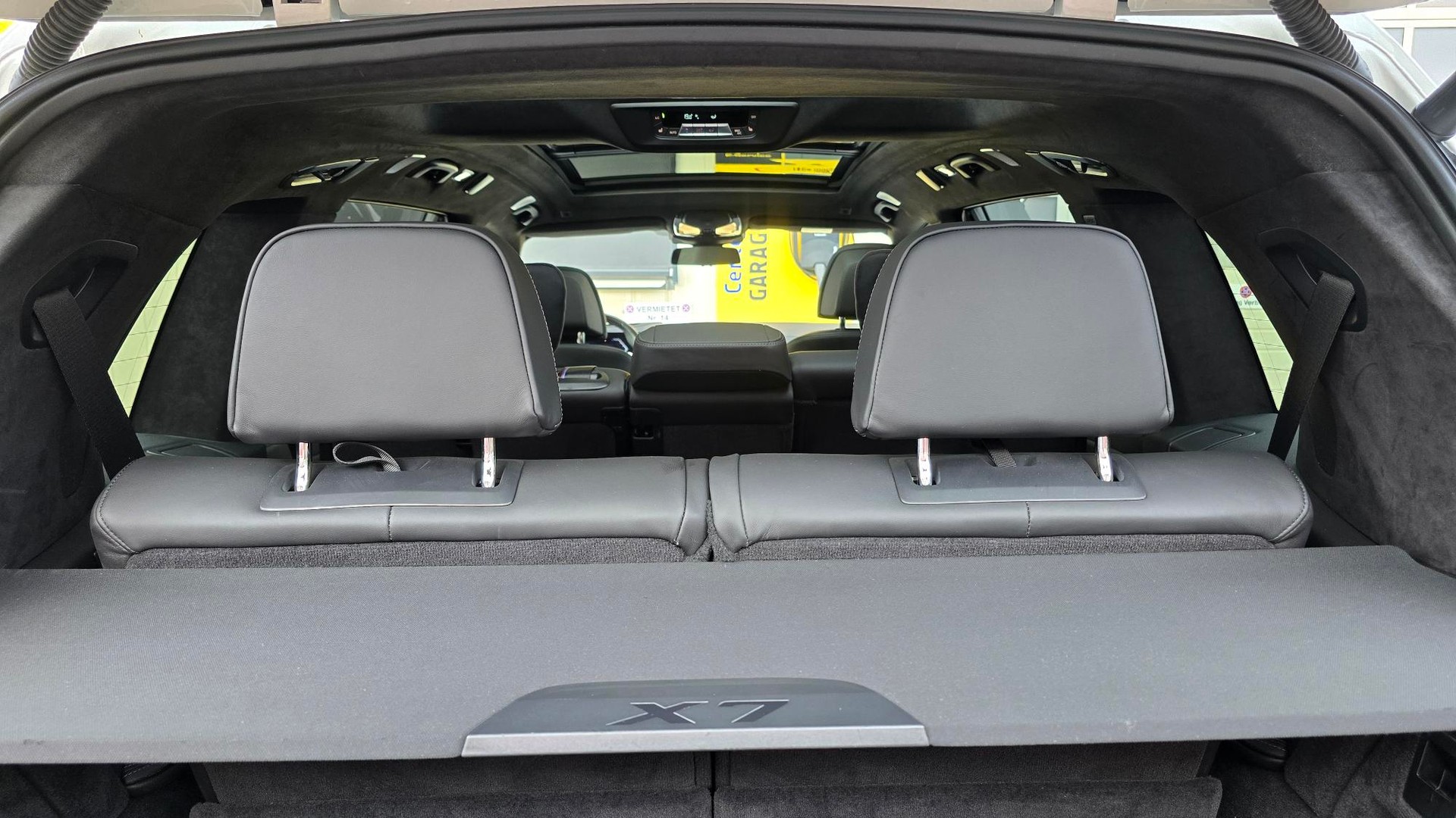 BMW X7 xDrive 48V 40d M Sport Pro Steptronic-image-12