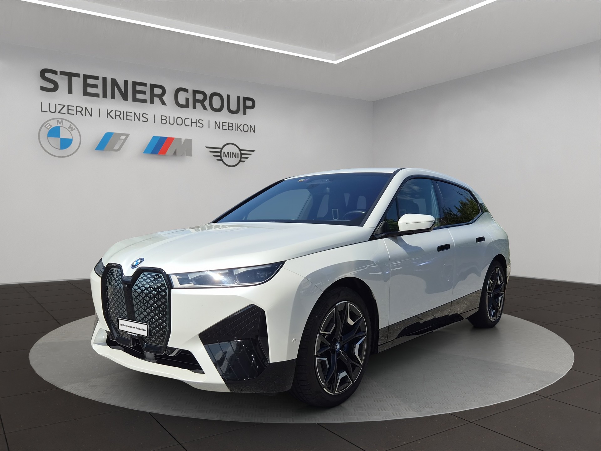 BMW iX xDrive40 Launch Edition