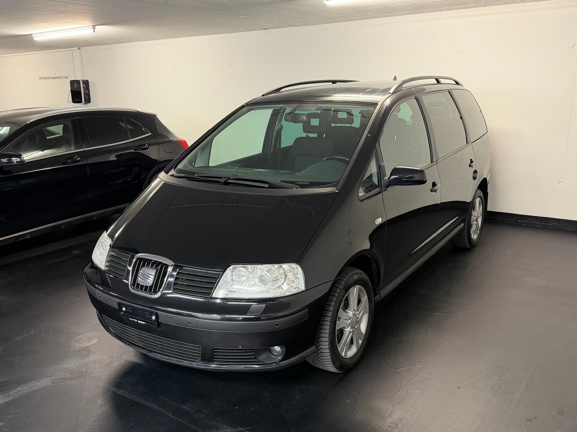 SEAT Alhambra 1.9 TDI Sport 4x4-showroom-element-2