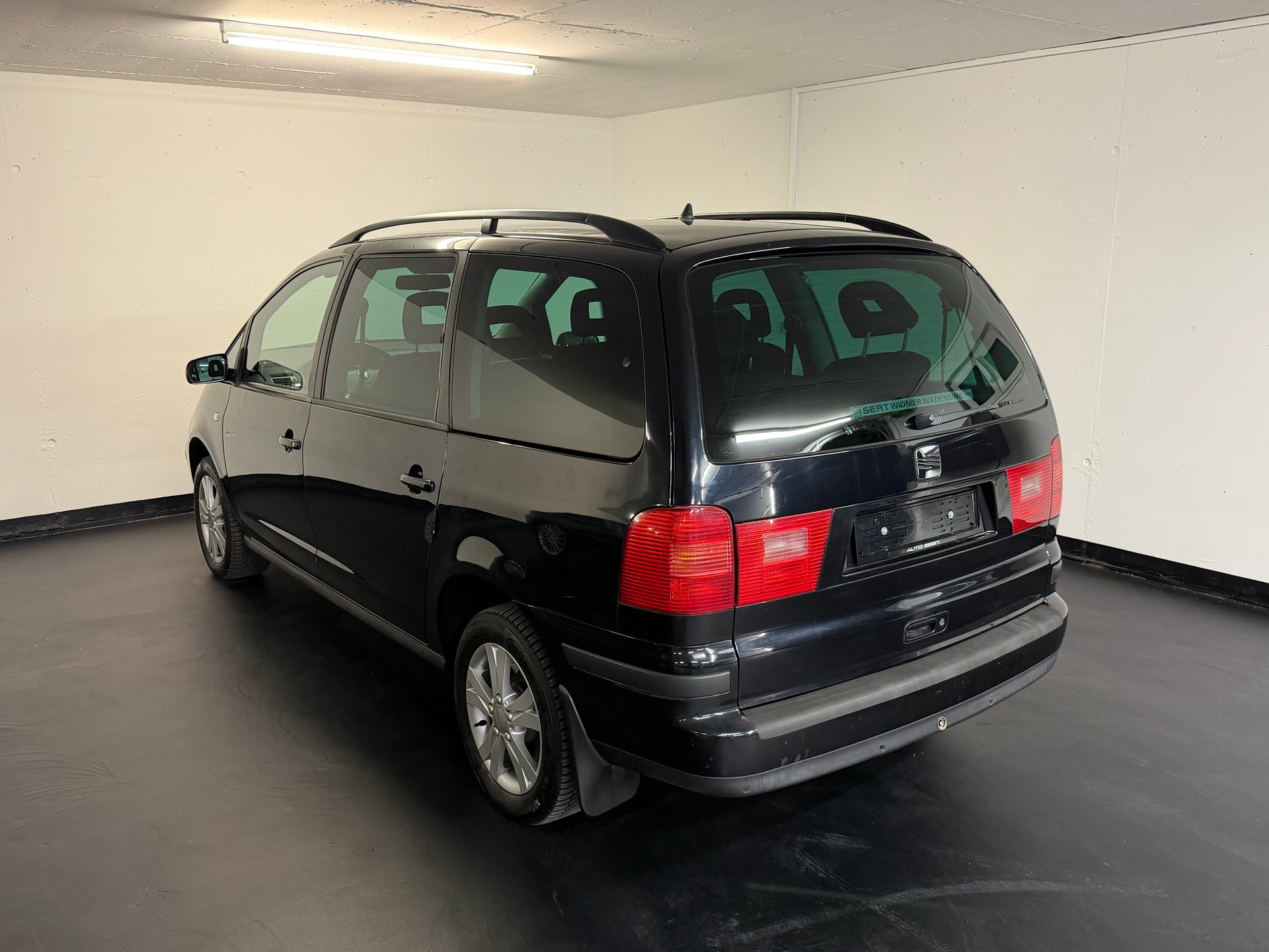 SEAT Alhambra 1.9 TDI Sport 4x4-showroom-element-3