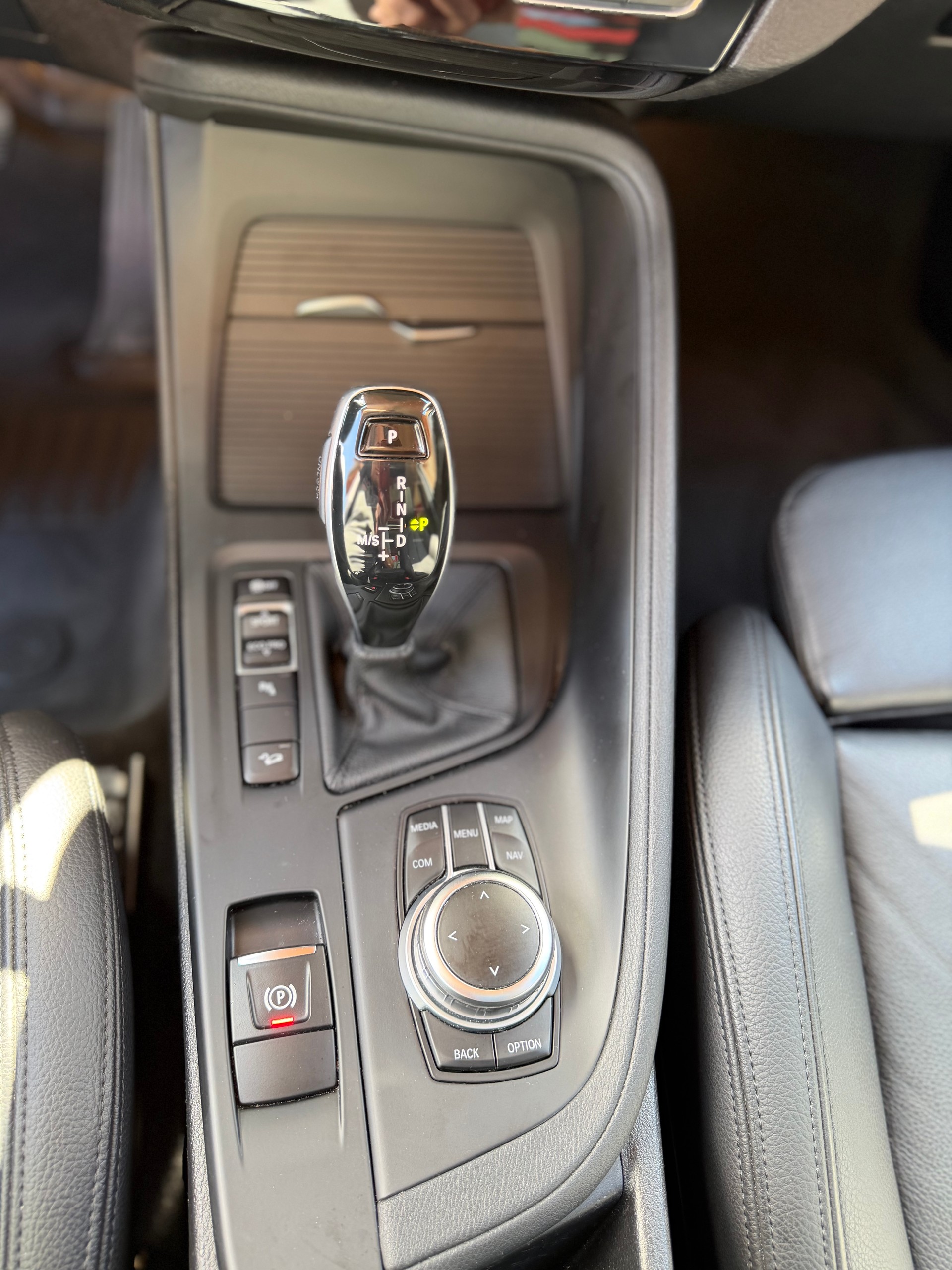 BMW X1 xDrive 18d Steptronic-image-23