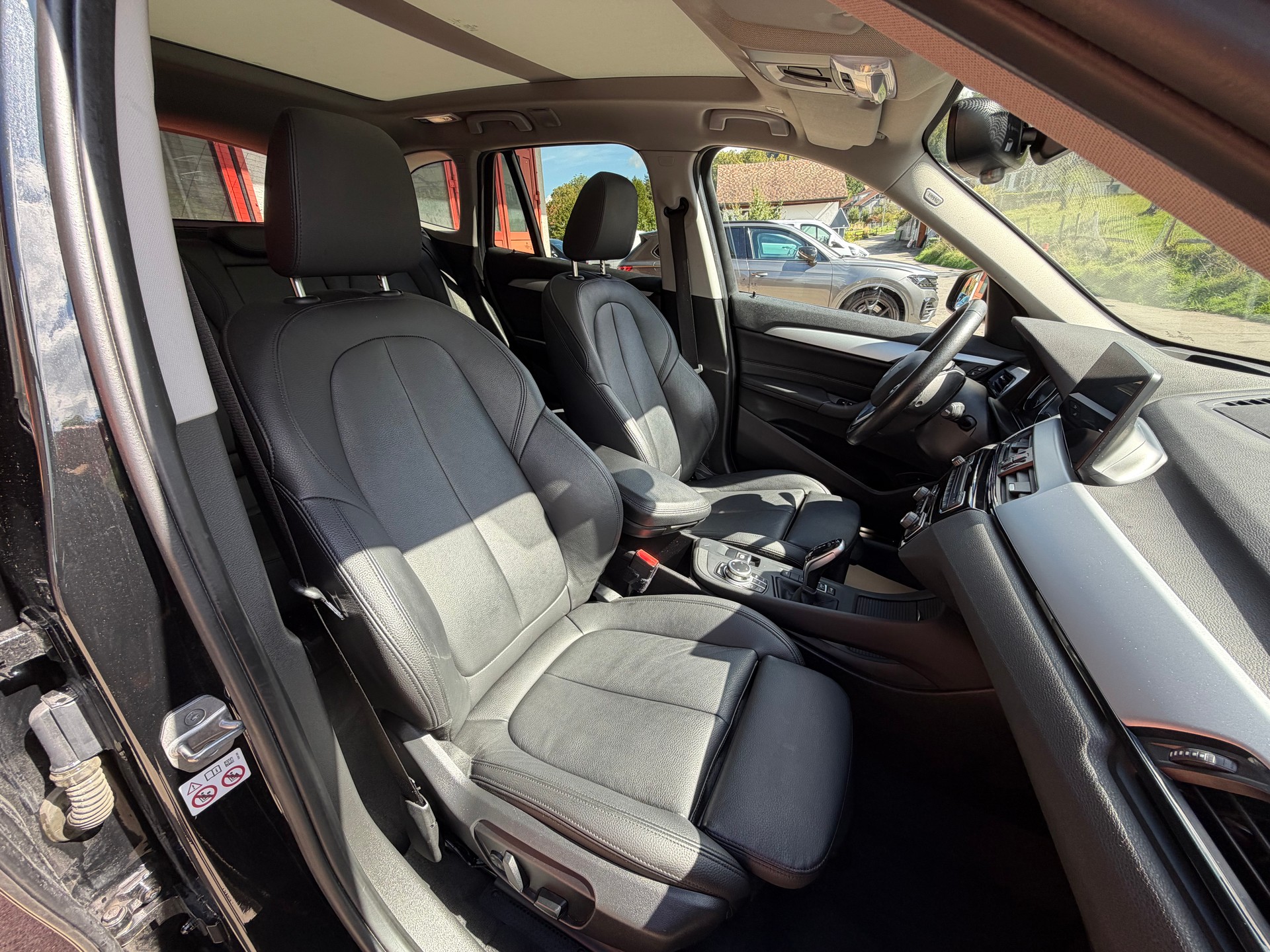 BMW X1 xDrive 18d Steptronic-image-10