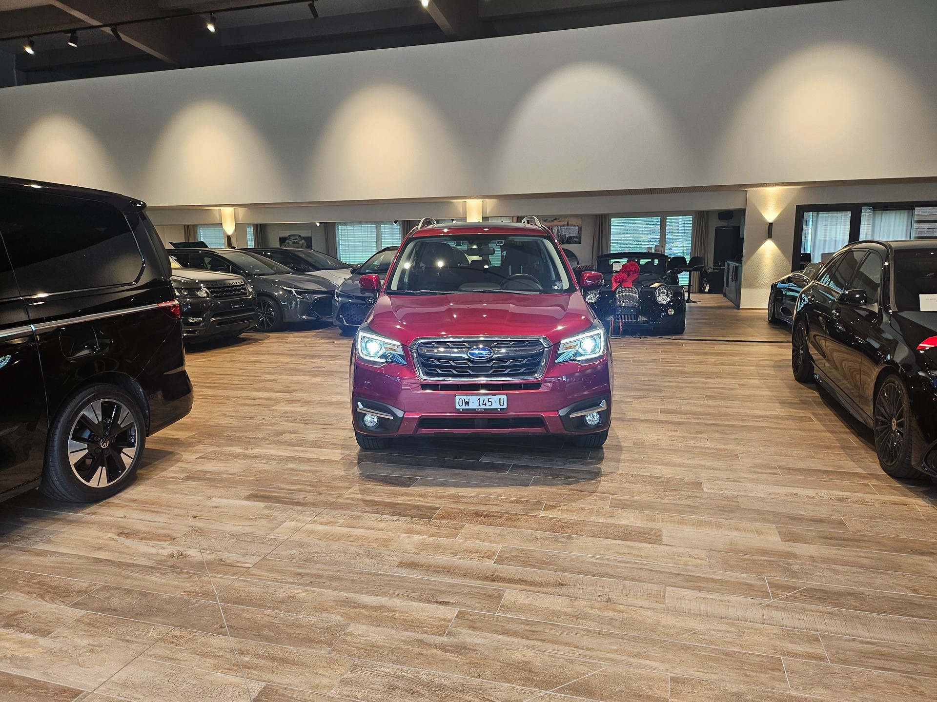 SUBARU Forester 2.0i Executive Lineartronic🔥8-fach🔥AHK🔥-showroom-element-2
