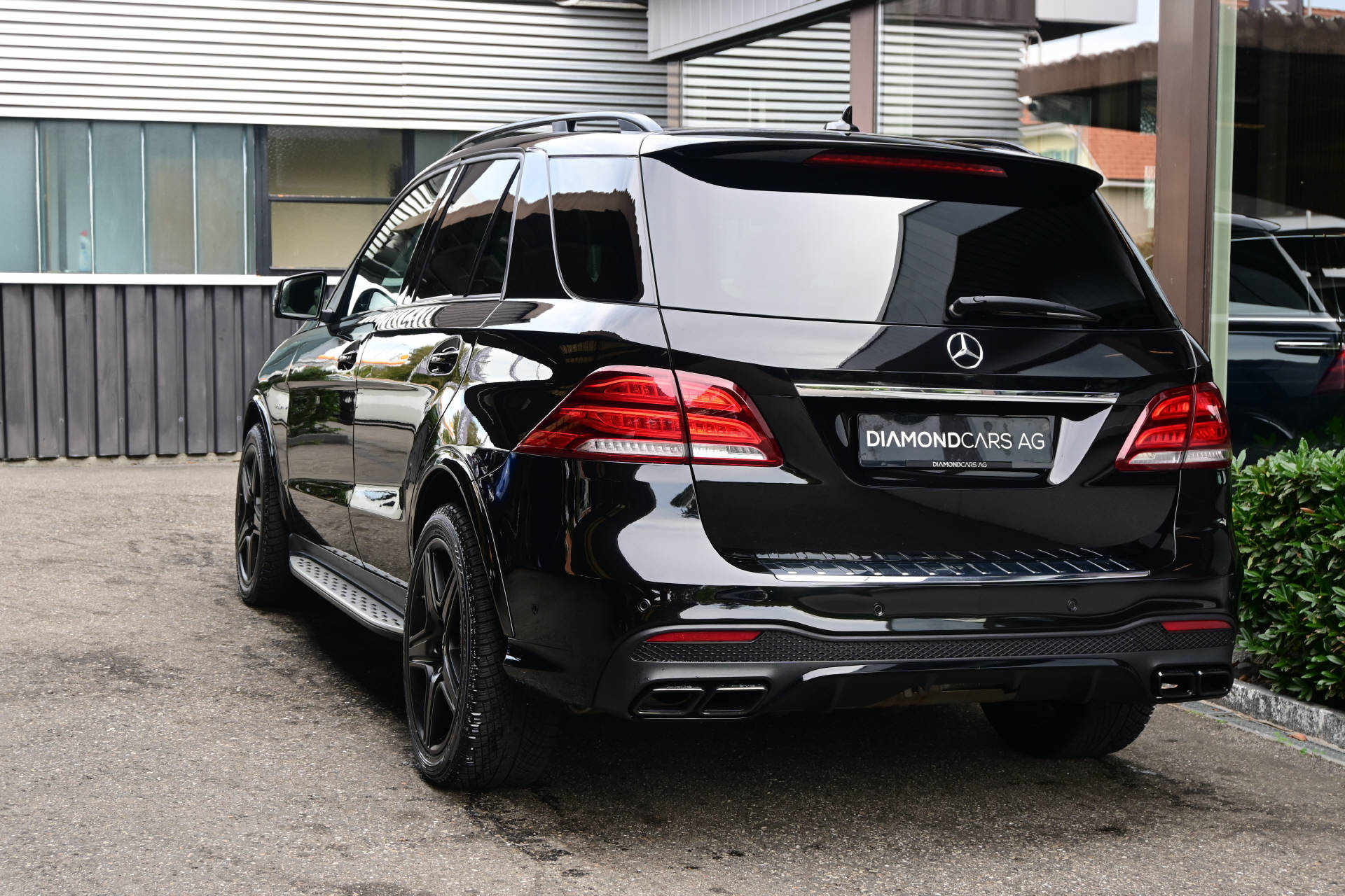 MERCEDES-BENZ GLE 63 V8 S AMG *CH-Auto*Panoramadach*-image-6