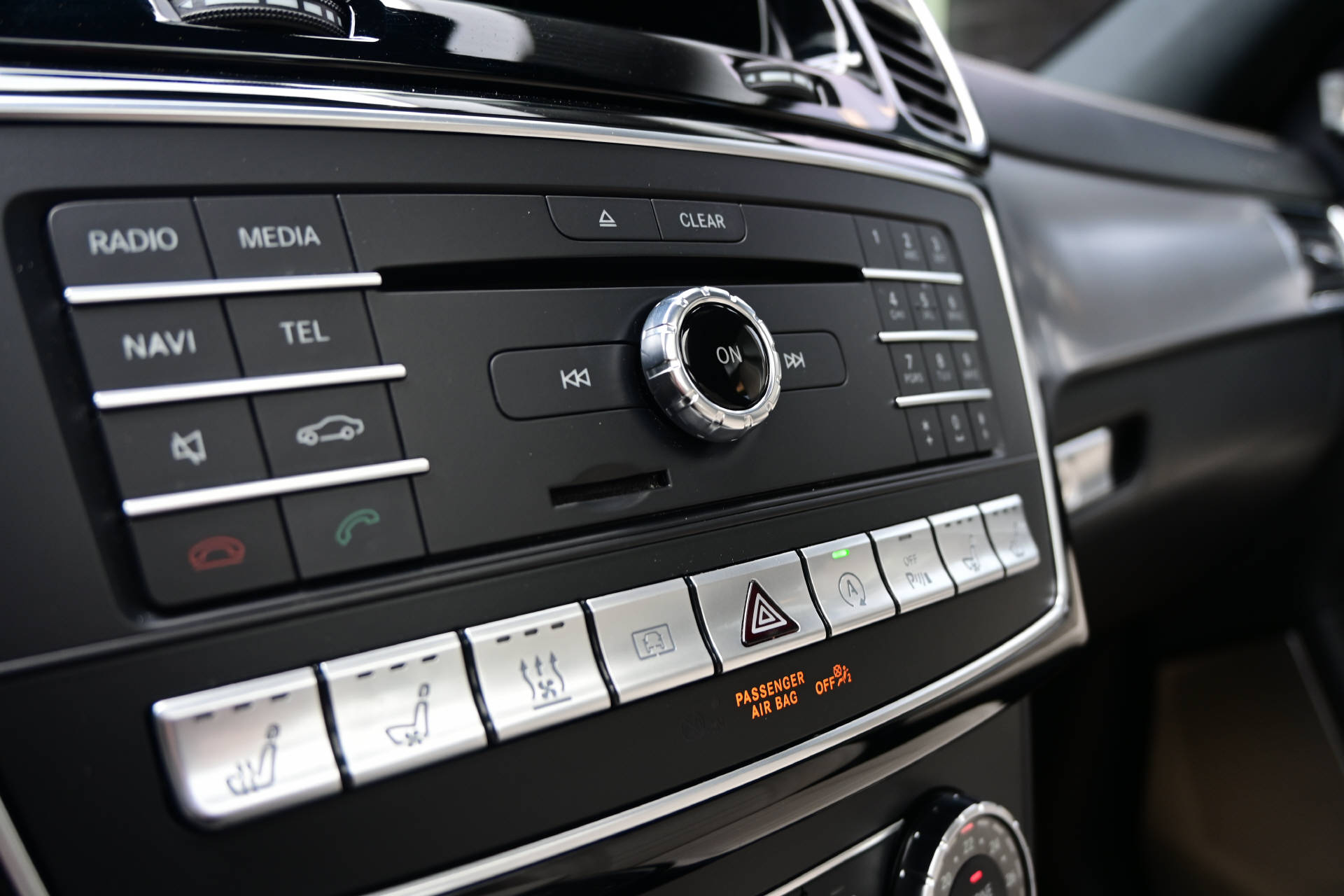 MERCEDES-BENZ GLE 63 V8 S AMG *CH-Auto*Panoramadach*-image-23