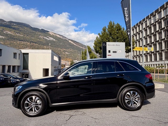 MERCEDES-BENZ GLC 250 Exclusive 4m-image-2