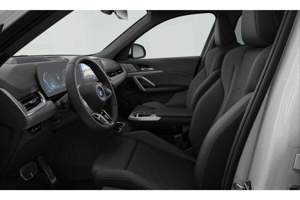 BMW X1 30e M Sport xDrive U11 (CH) AHK 📍-showroom-element-2