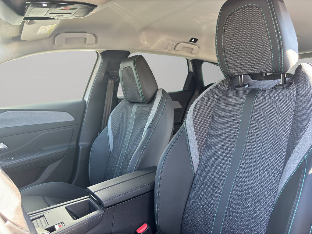 PEUGEOT 308 SW 1.2 Hybrid Allure-image-8