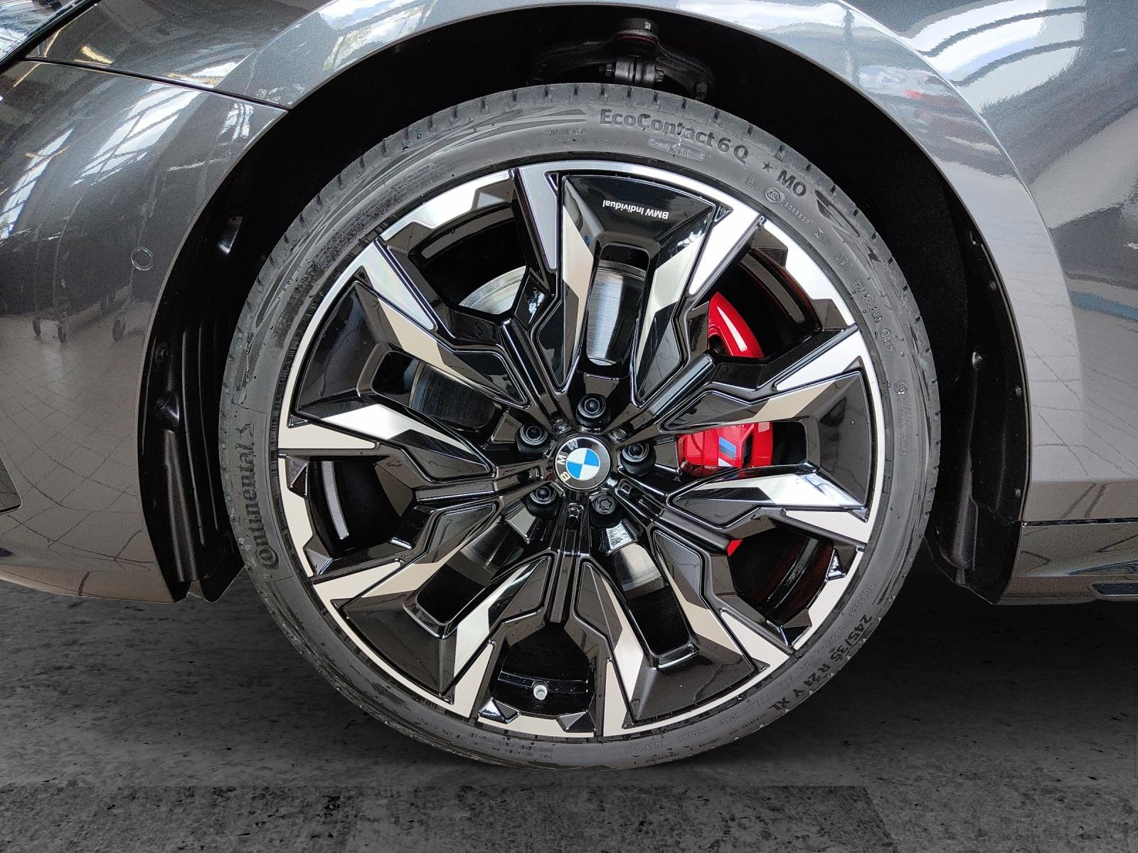 BMW 540d xDrive Touring-image-4