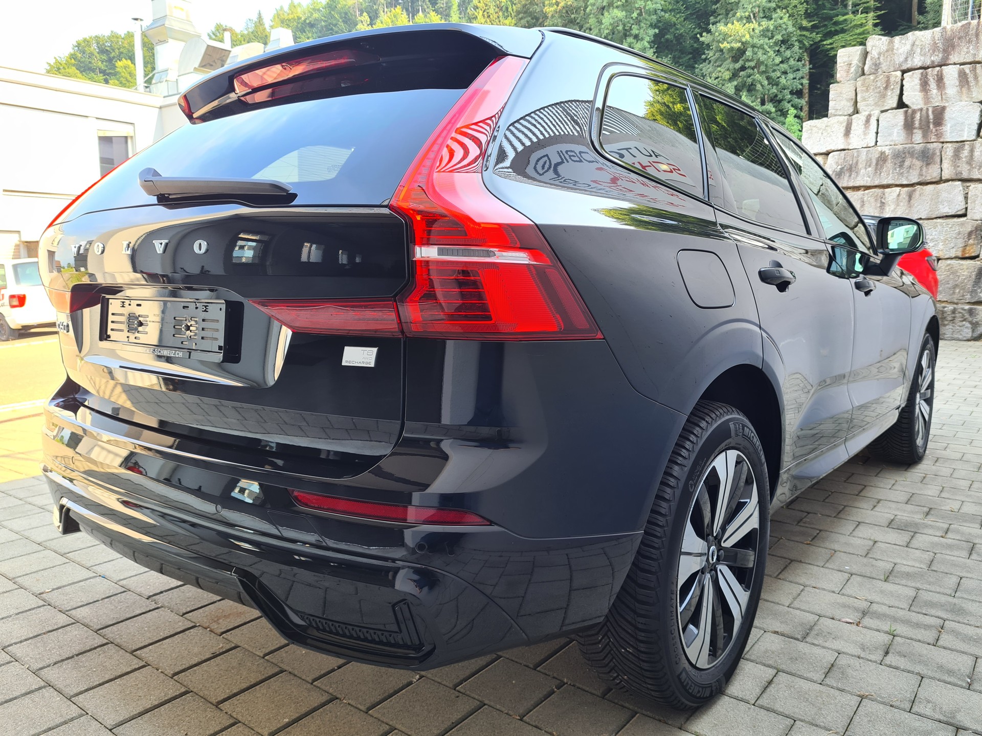 VOLVO XC60 T8 eAWD PluginHybrid Plus Dark Geartronic-image-7