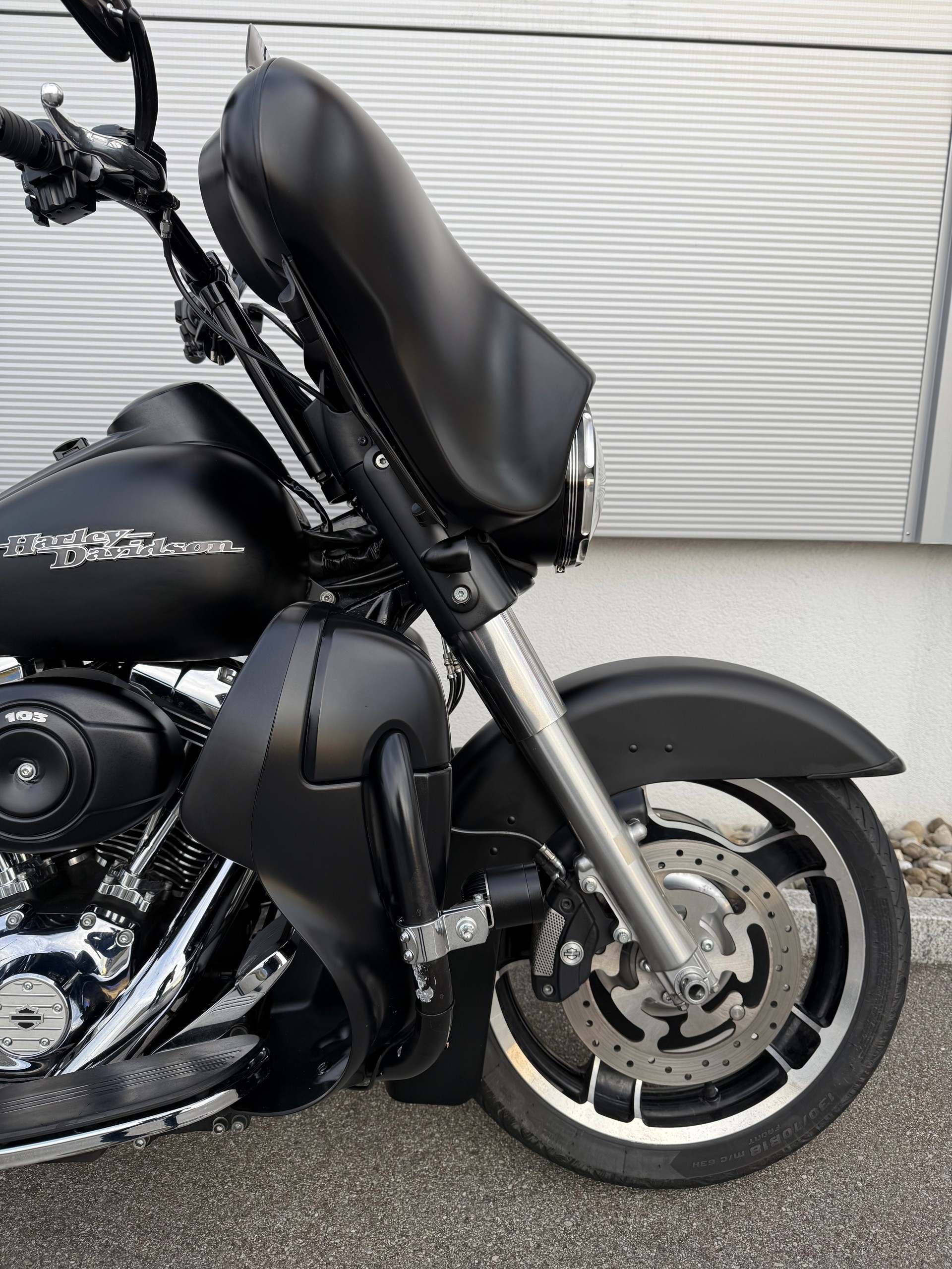 HARLEY-DAVIDSON FLHX Street Glide ABS (35kW)-image-3