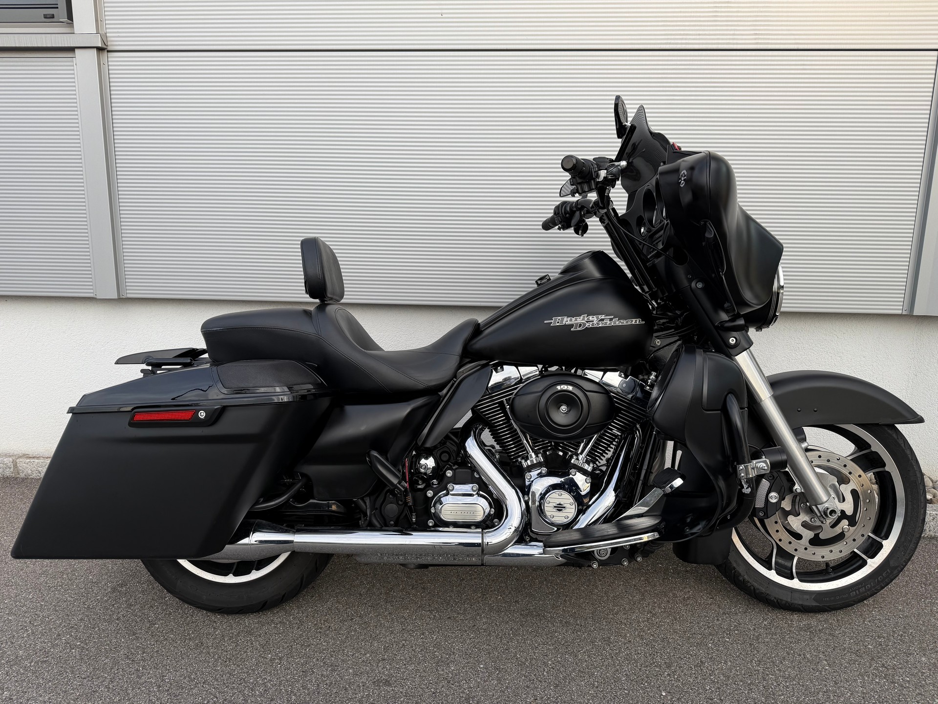 HARLEY-DAVIDSON FLHX Street Glide ABS (35kW)-image-0