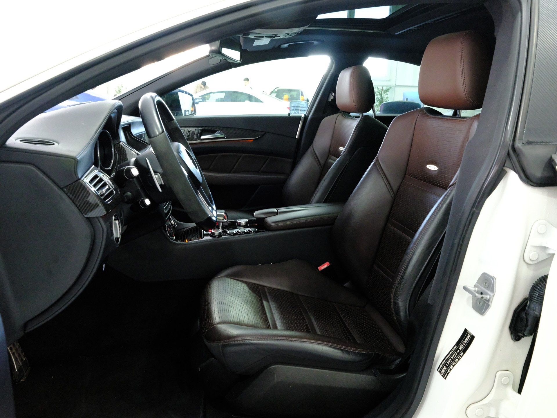 MERCEDES-BENZ CLS 63 AMG Speedshift MCT-image-10