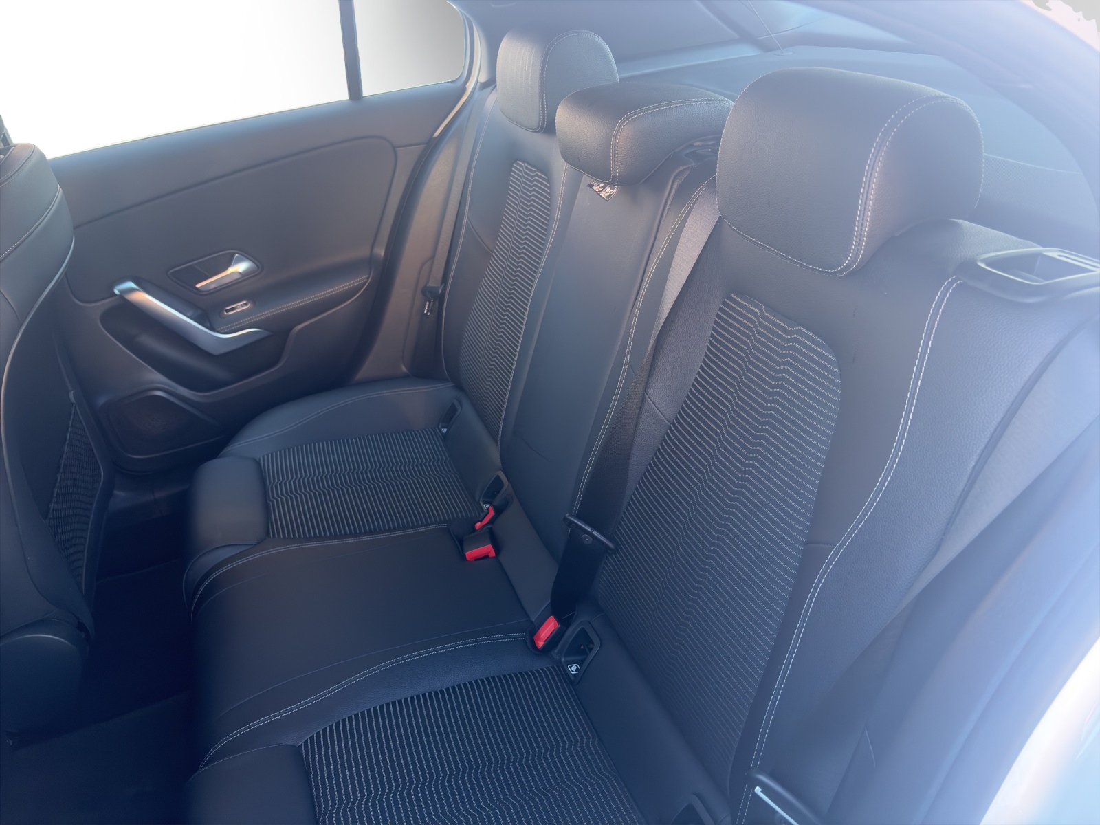 MERCEDES-BENZ A 220 Progressive-image-8