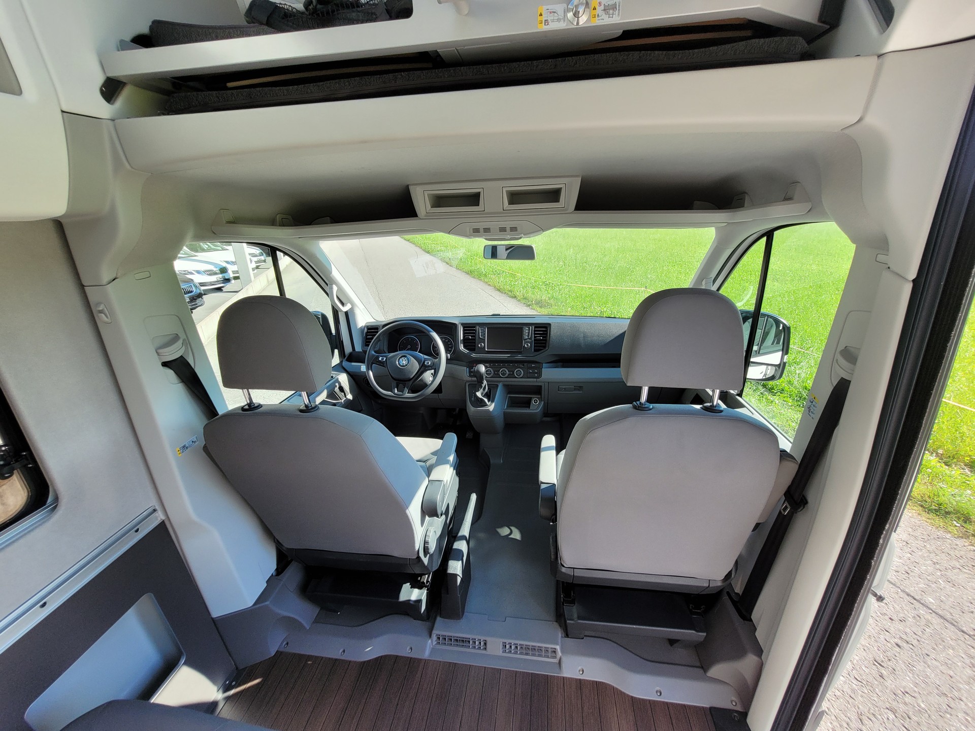 VW Grand California 600 2.0 *Anhängerkupplung+frisch ab MFK+Gastest*-image-10