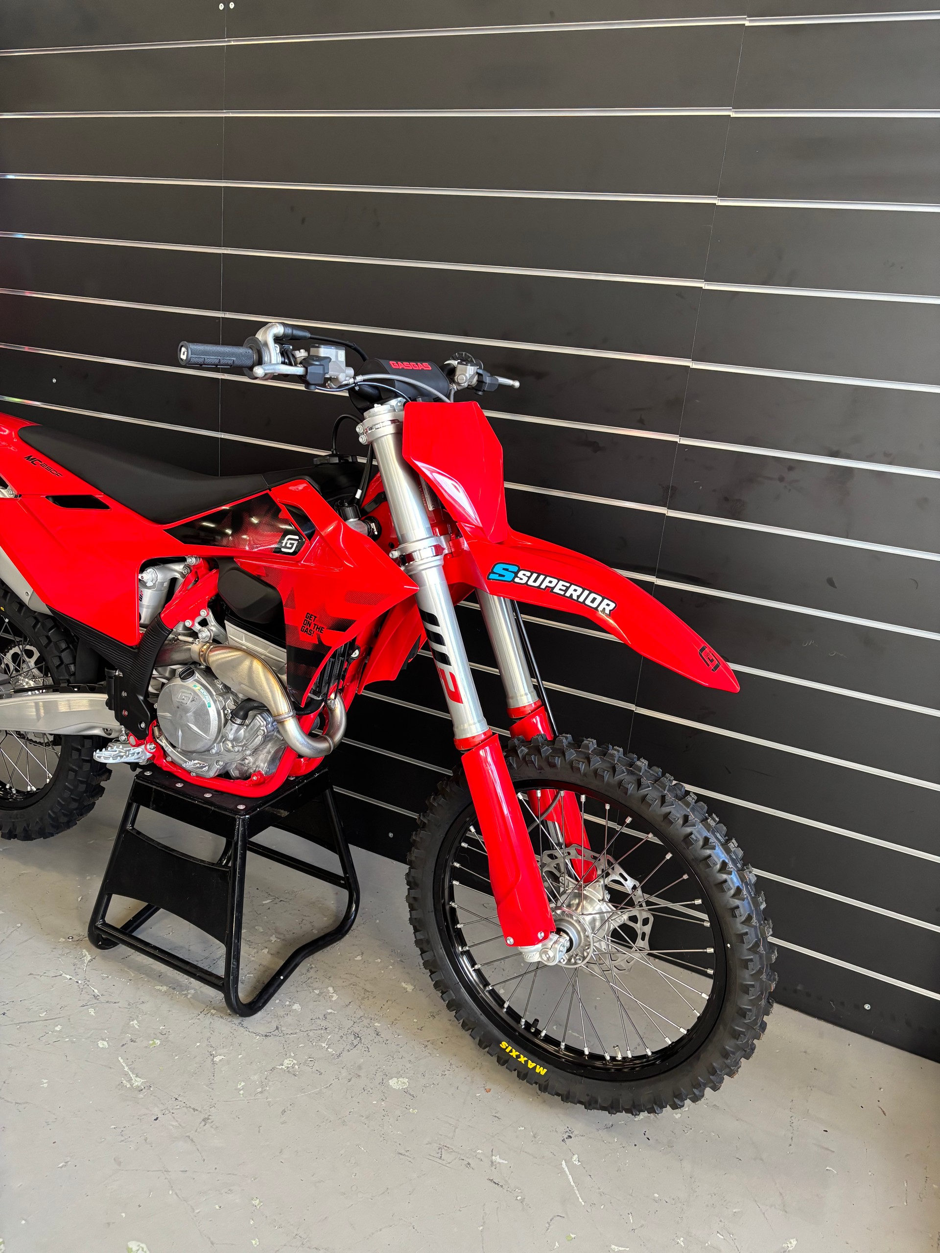 GASGAS MC 250F 2027-showroom-element-2