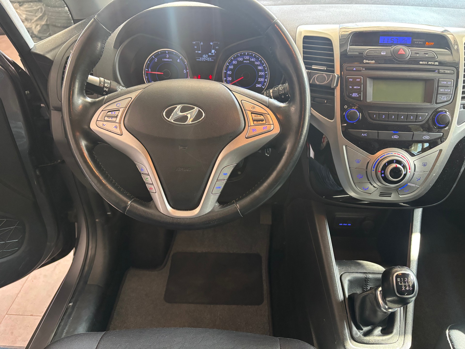 HYUNDAI iX20 1.4 CRDi Style-image-12