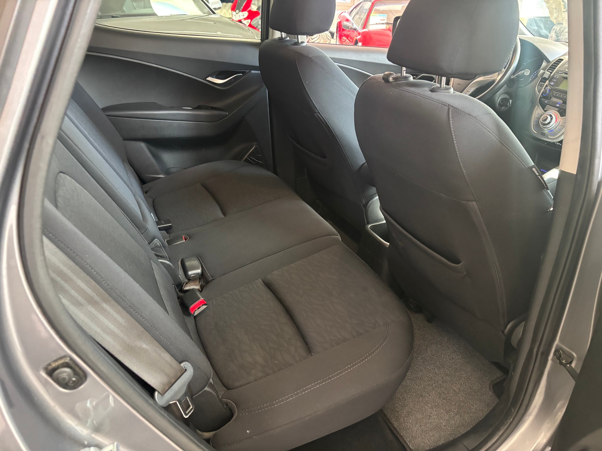 HYUNDAI iX20 1.4 CRDi Style-image-8