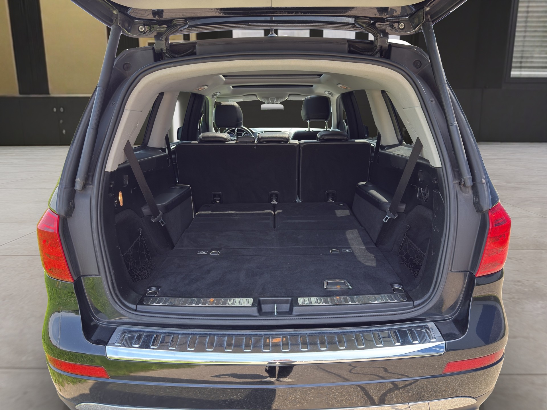MERCEDES-BENZ GL 450 4Matic 7G-Tronic-image-14