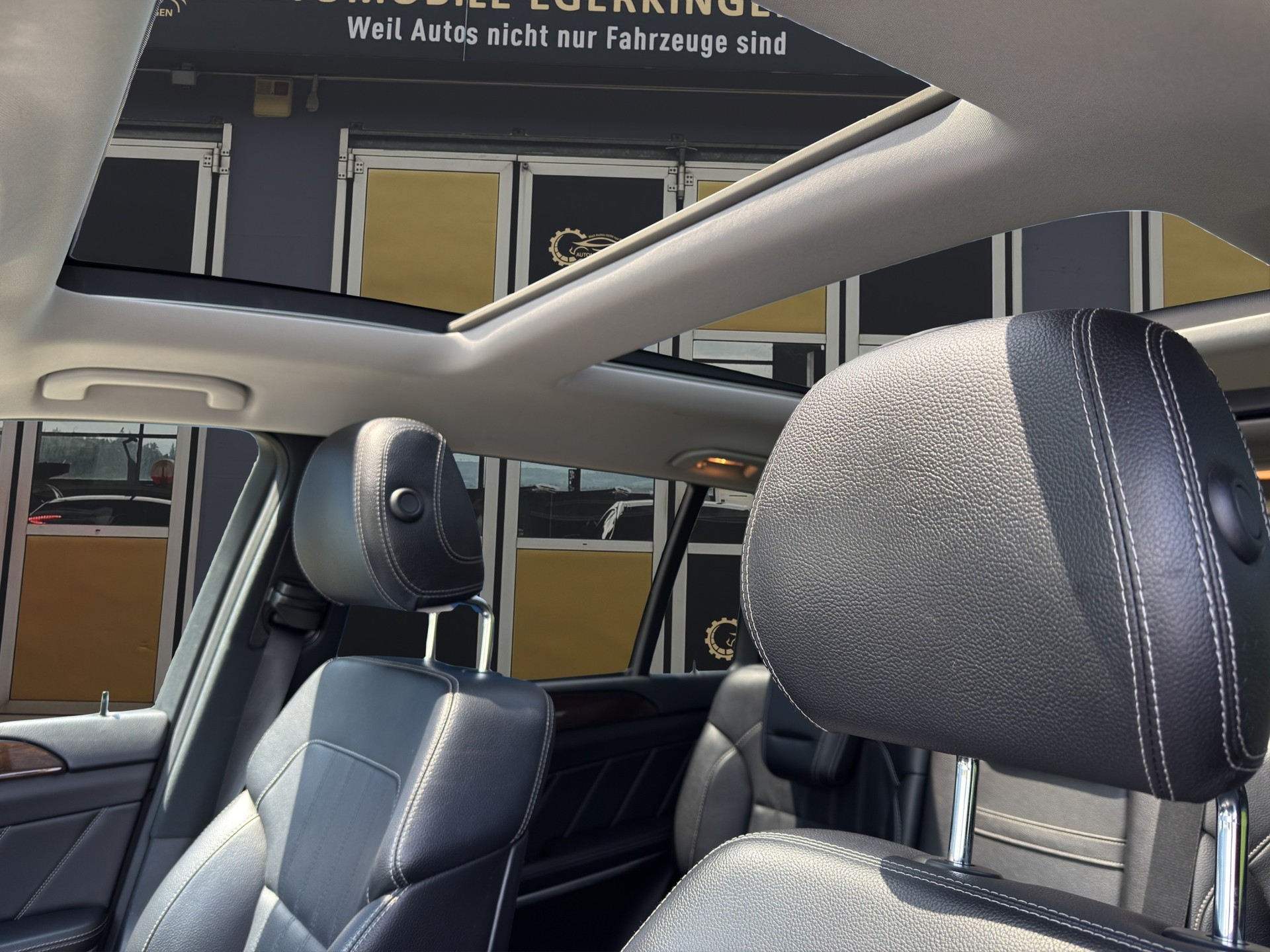 MERCEDES-BENZ GL 450 4Matic 7G-Tronic-image-12