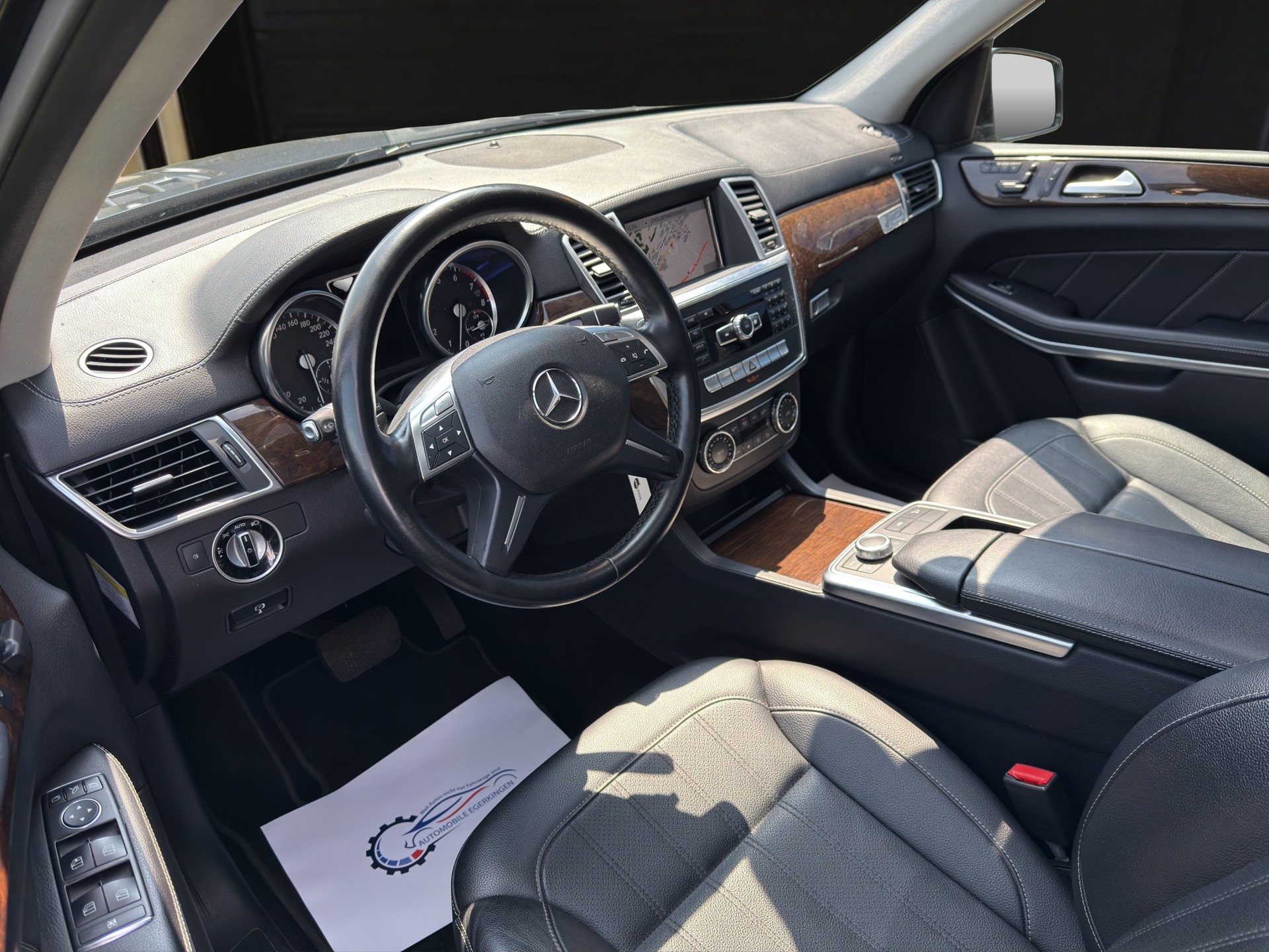 MERCEDES-BENZ GL 450 4Matic 7G-Tronic-image-8