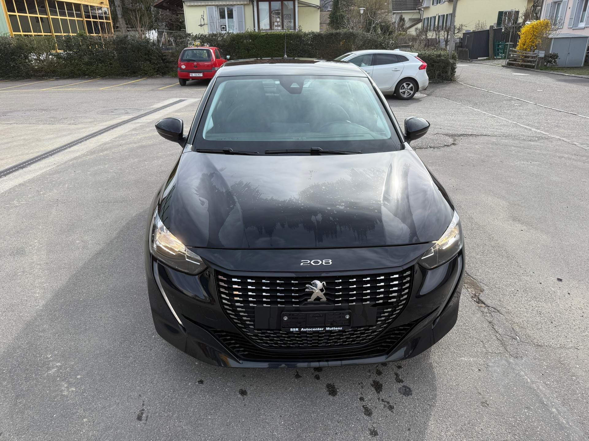 PEUGEOT 208 1.2 PureTech Active Pack EAT8-image-2