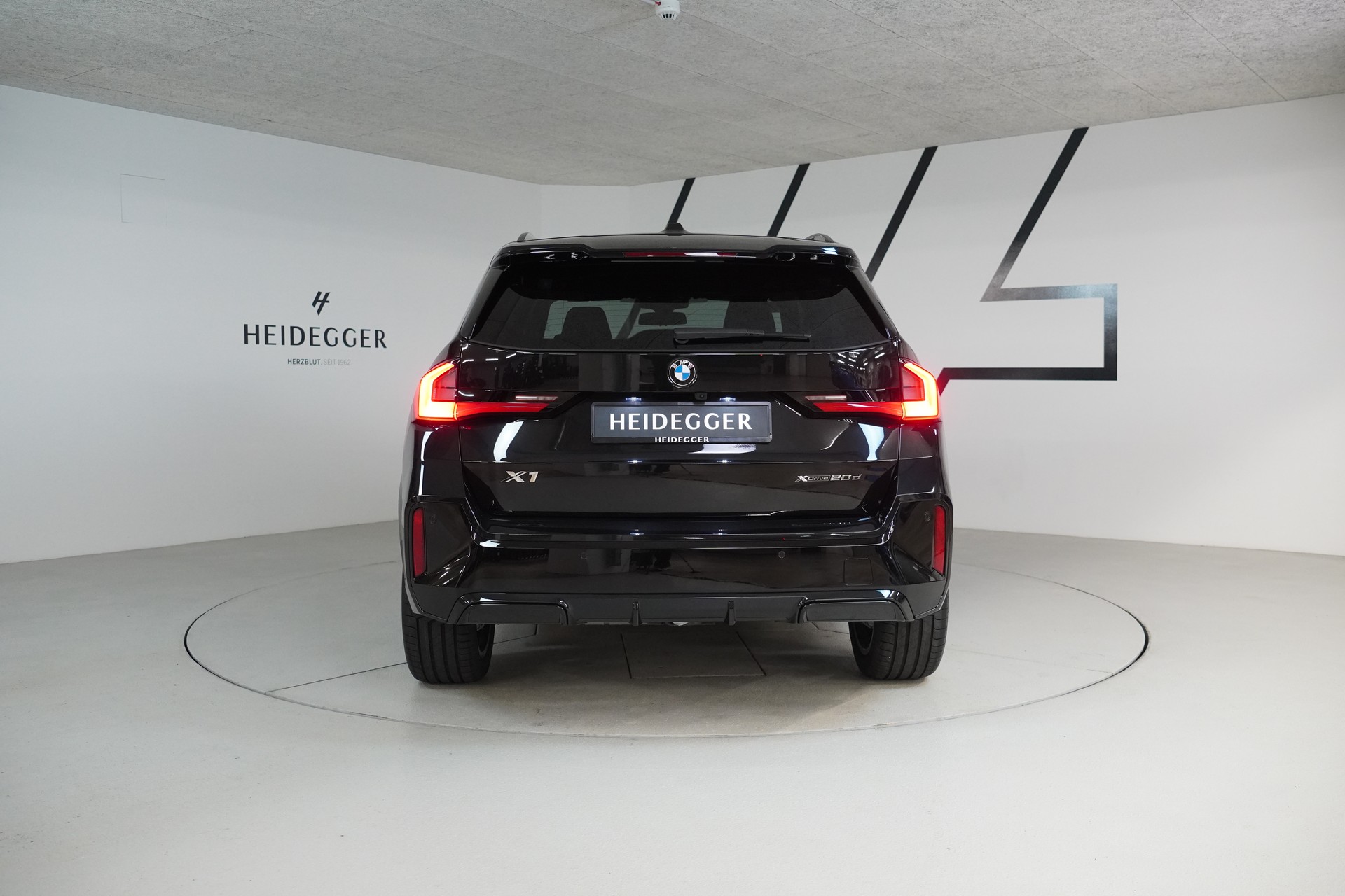 BMW X1 xDrive 20d 48V M Sport-image-5