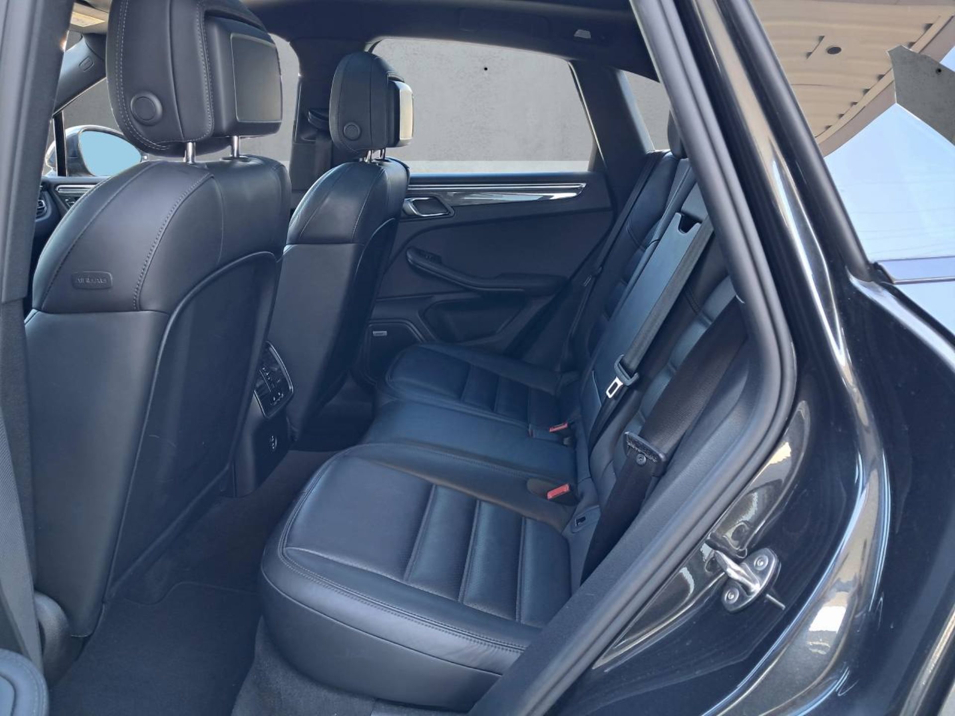 PORSCHE Macan S (MY21)-image-16