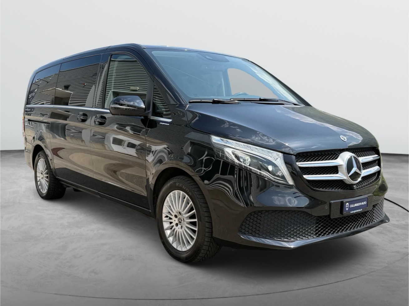 MERCEDES-BENZ V 250 d lang Avantgarde 4Matic G-Tronic-showroom-element-2